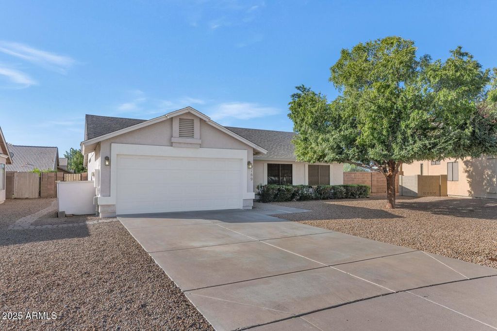 Photo of 9169 W Lisbon Lane, Peoria, AZ 85381 (MLS # 6935461)