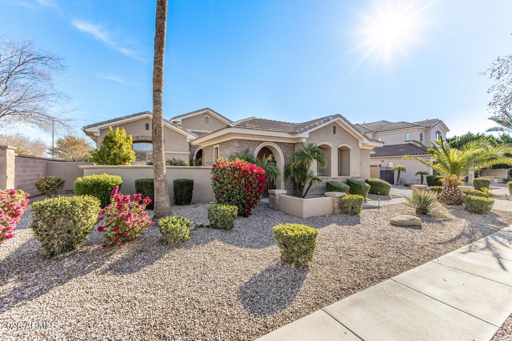 Photo of 4261 S Iowa Street, Chandler, AZ 85248 (MLS # 6969542)