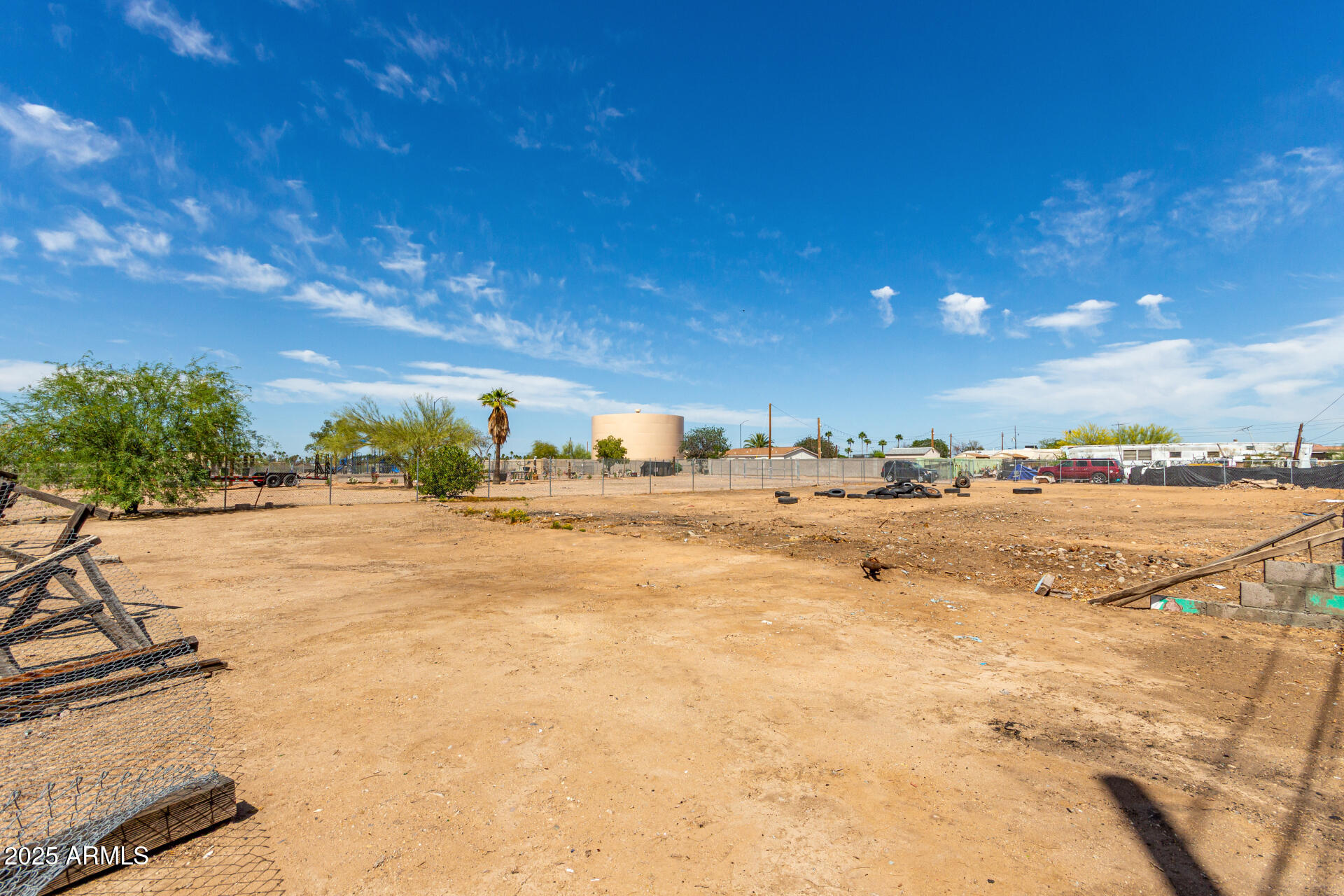 15801 1/2 N JERRY Street -