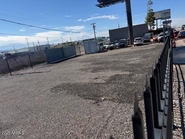 1245 E MARICOPA Freeway