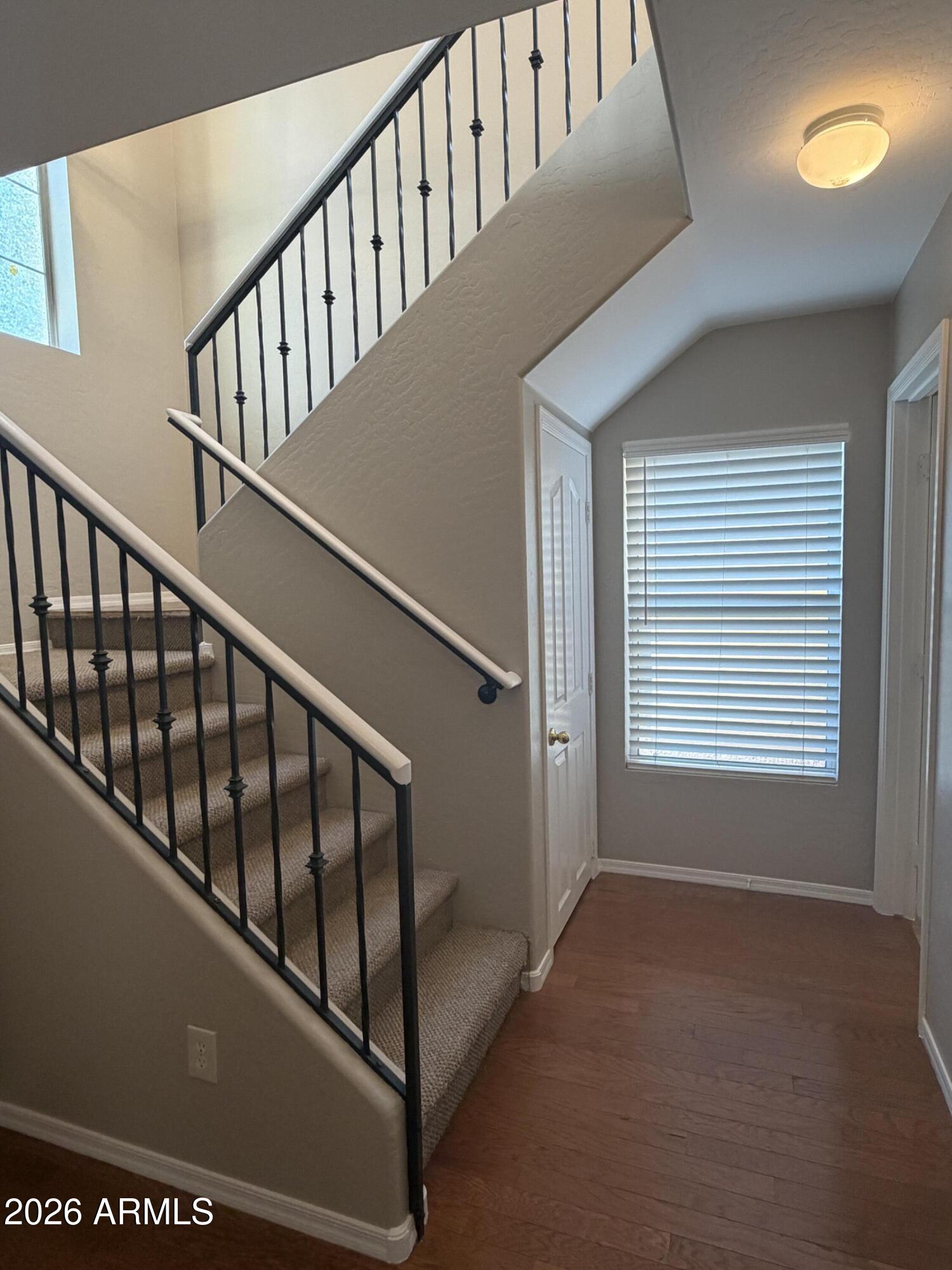 156 W CAMPBELL Court