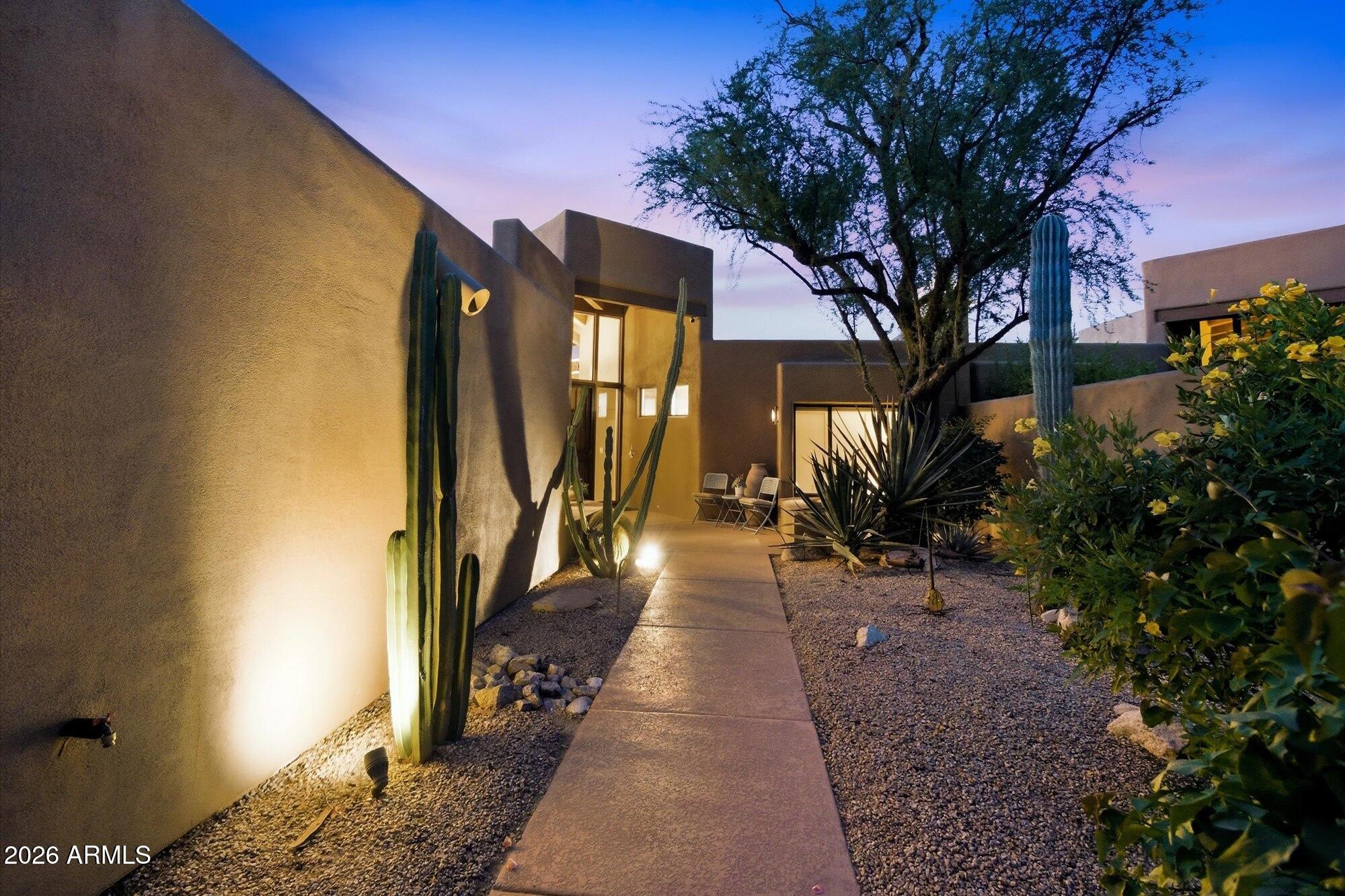 8502 E Cave Creek Road 38
