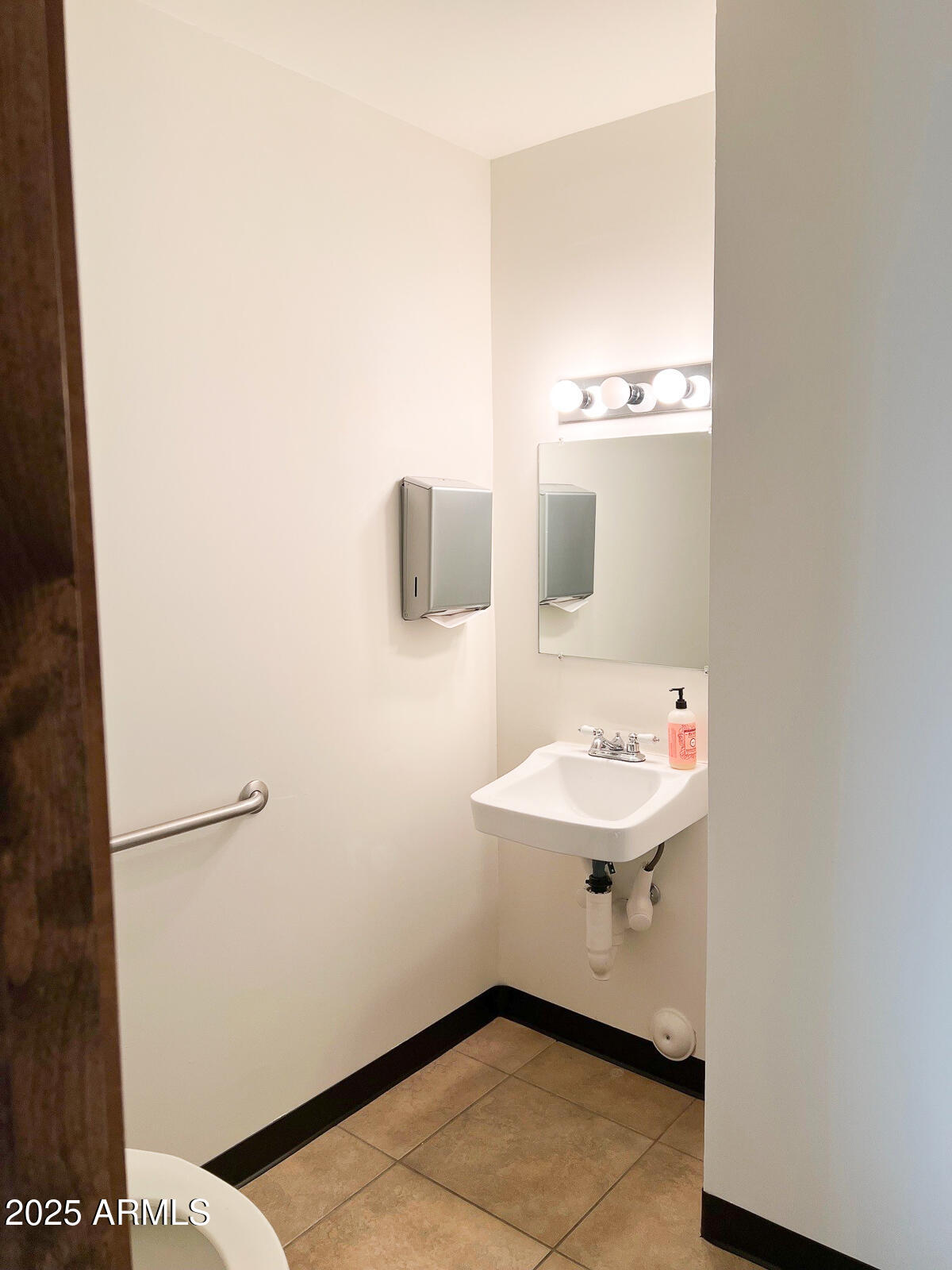 7202 E CAREFREE Drive 3 1-A