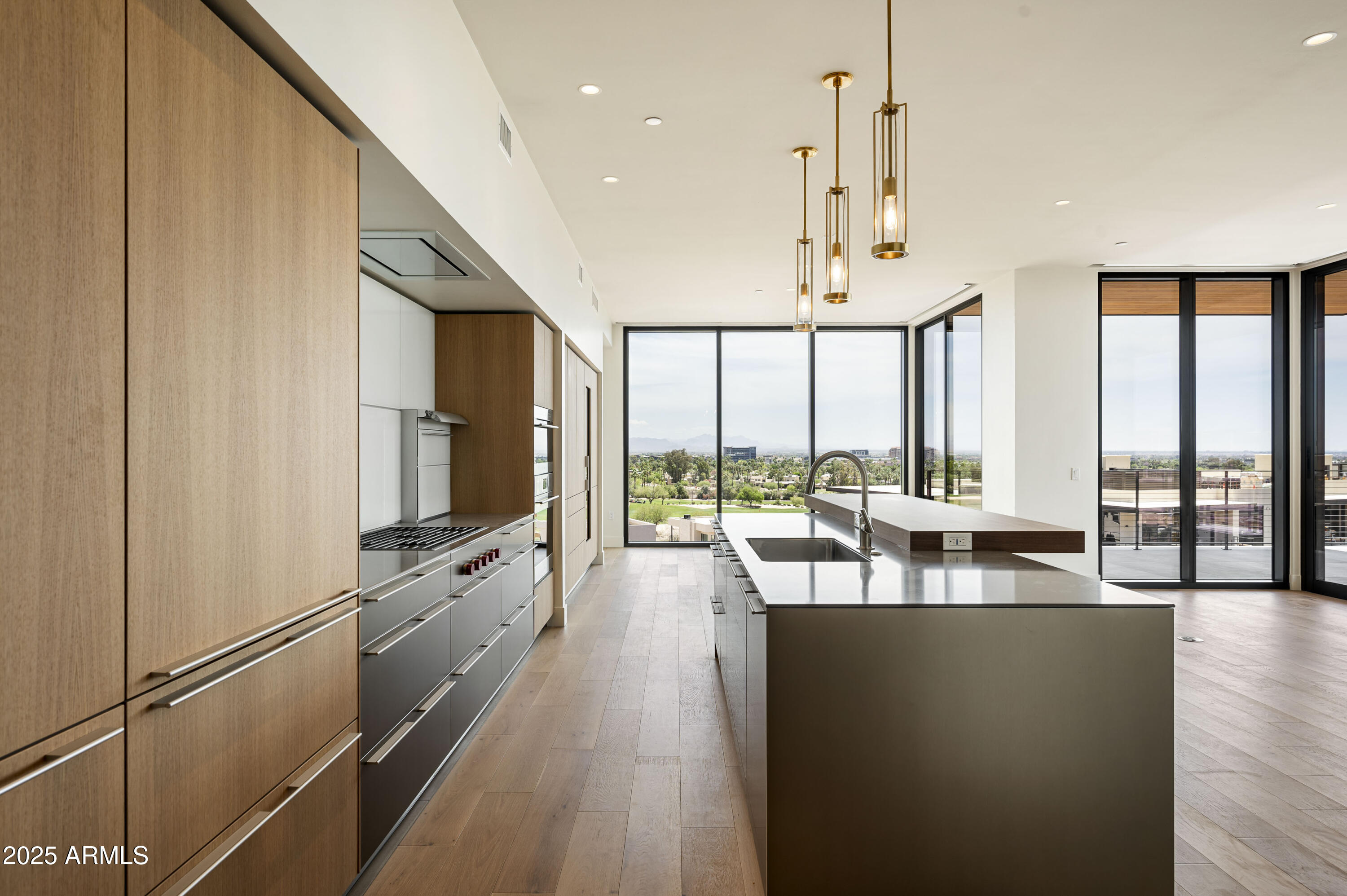 Ascent at the Phoenician Mountainside Condominium - Residential