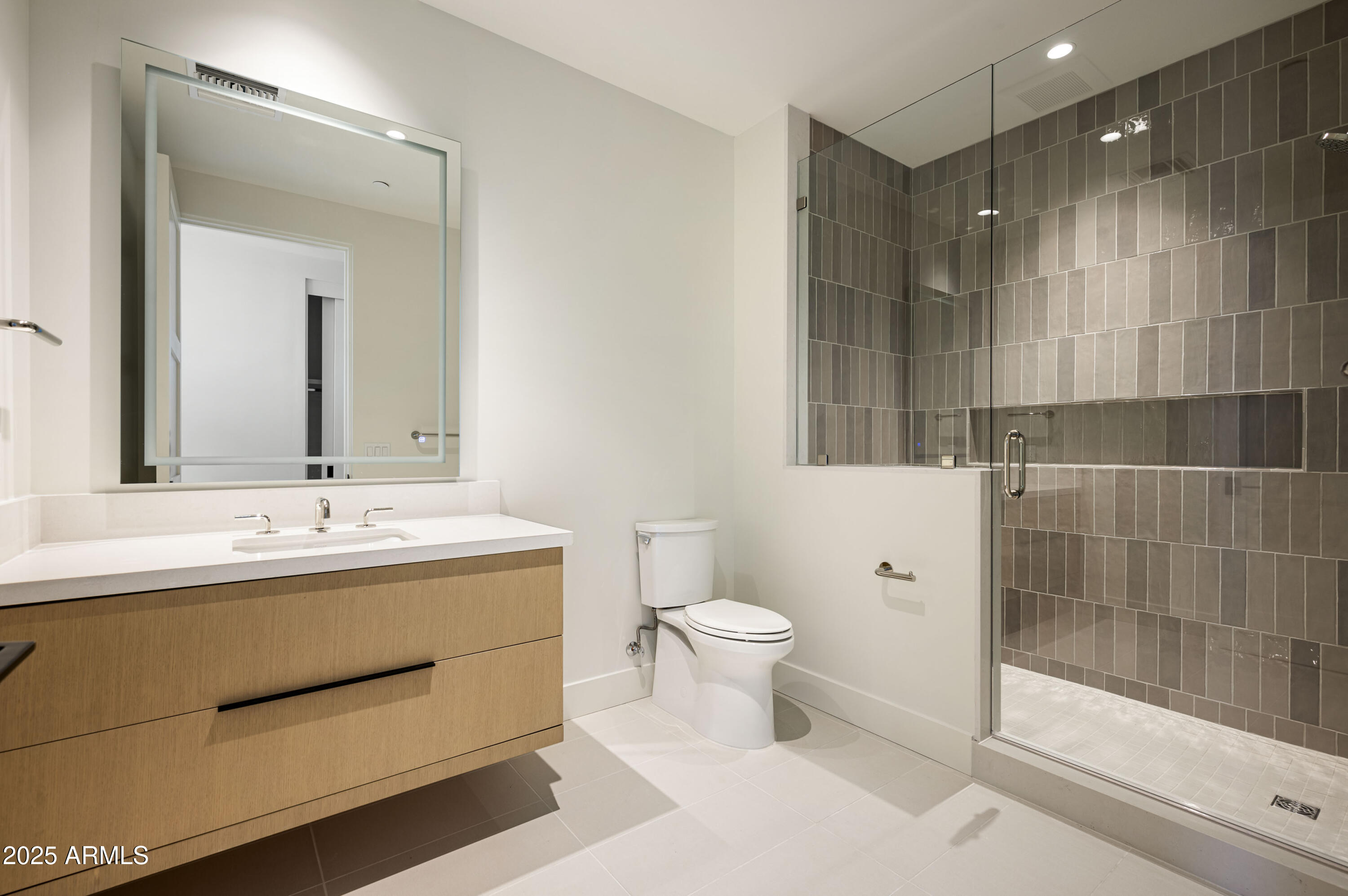 Ascent at the Phoenician Mountainside Condominium - Residential