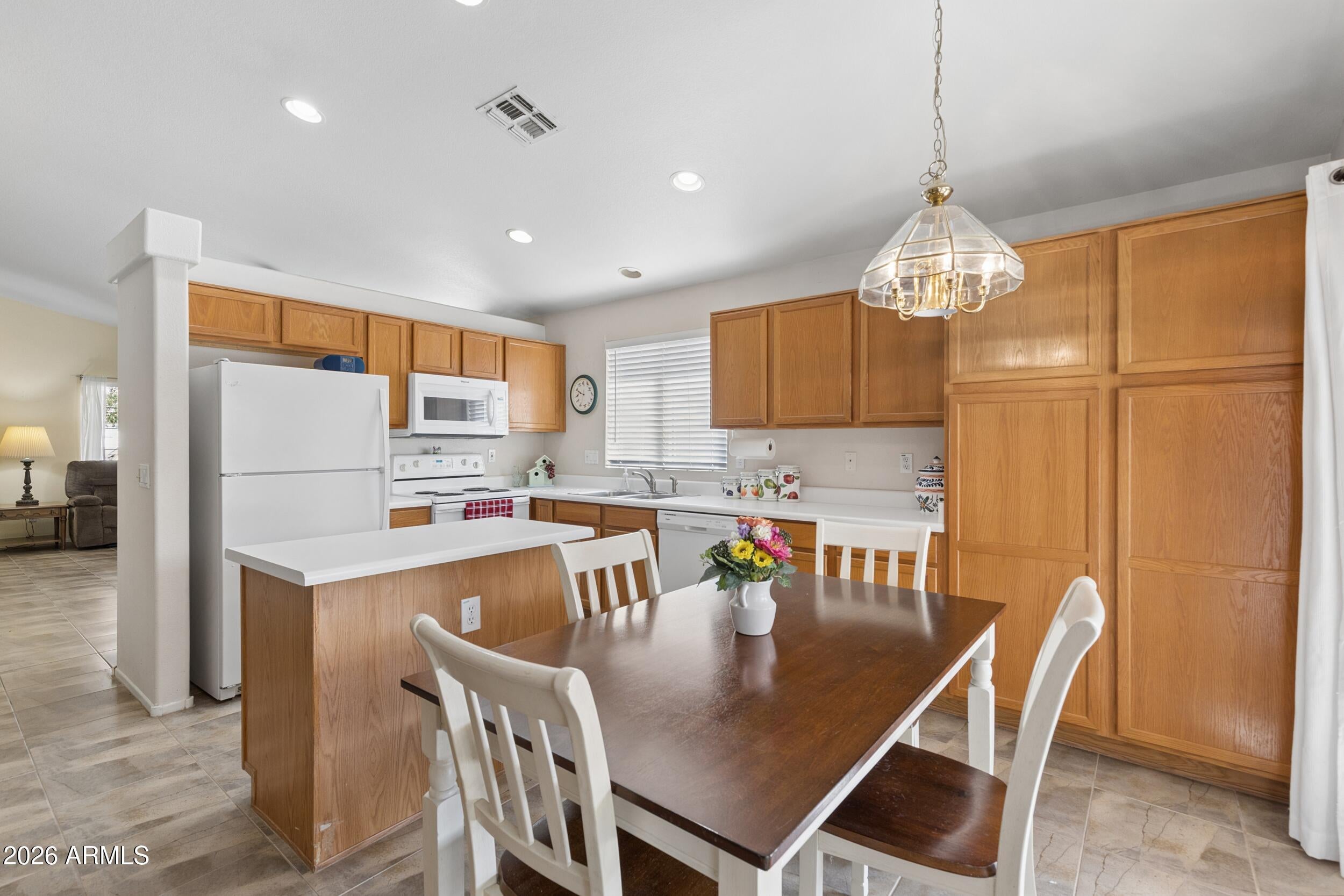4163 W COLUMBINE Drive