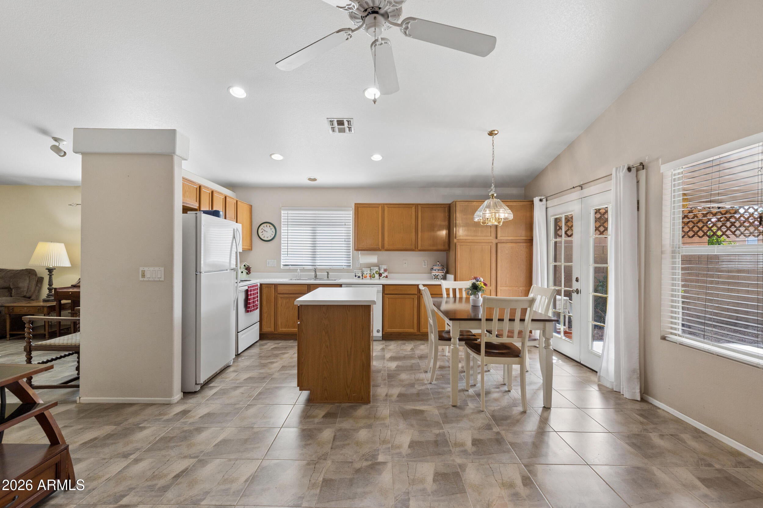 4163 W COLUMBINE Drive