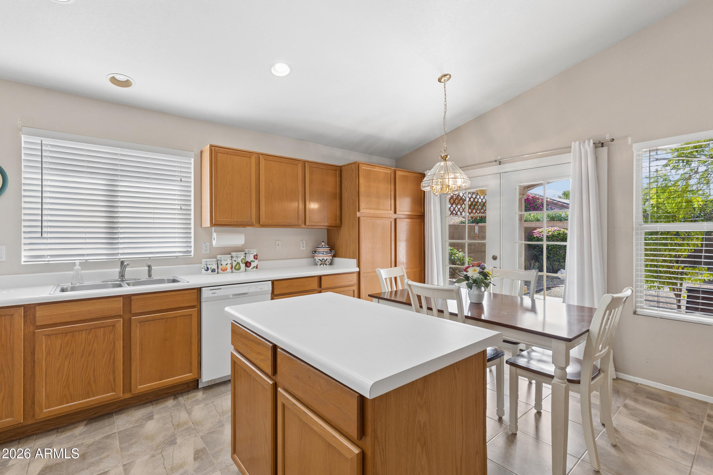 4163 W COLUMBINE Drive