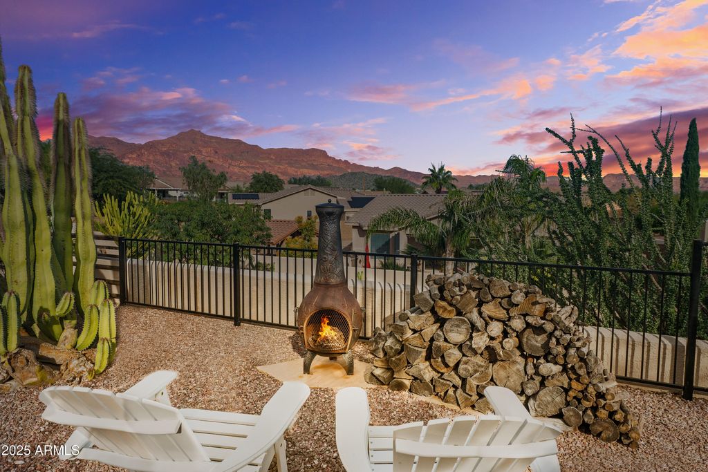 Photo of 6377 S Kiva Circle, Gold Canyon, AZ 85118 (MLS # 6943896)