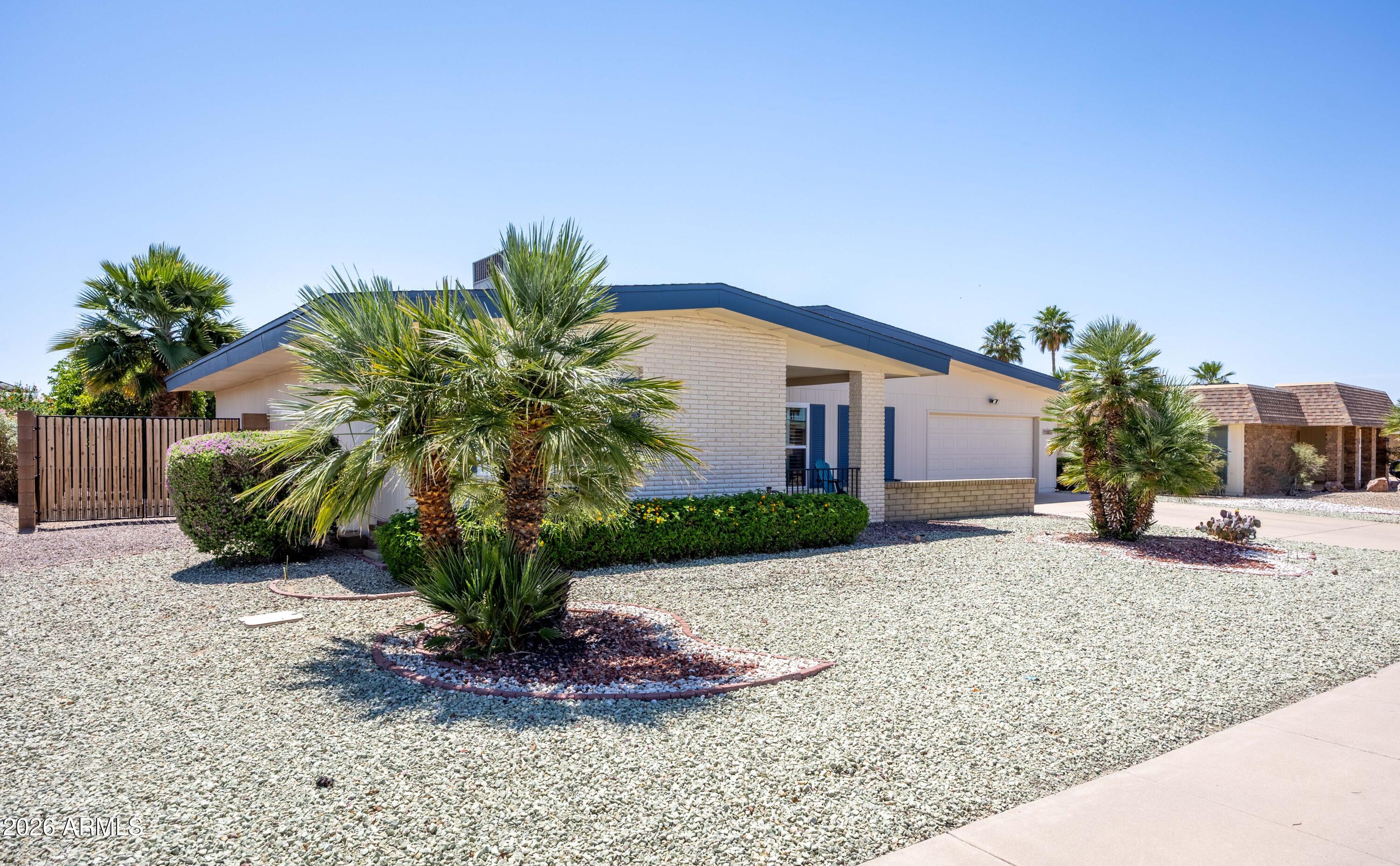 10833 W ACACIA Drive