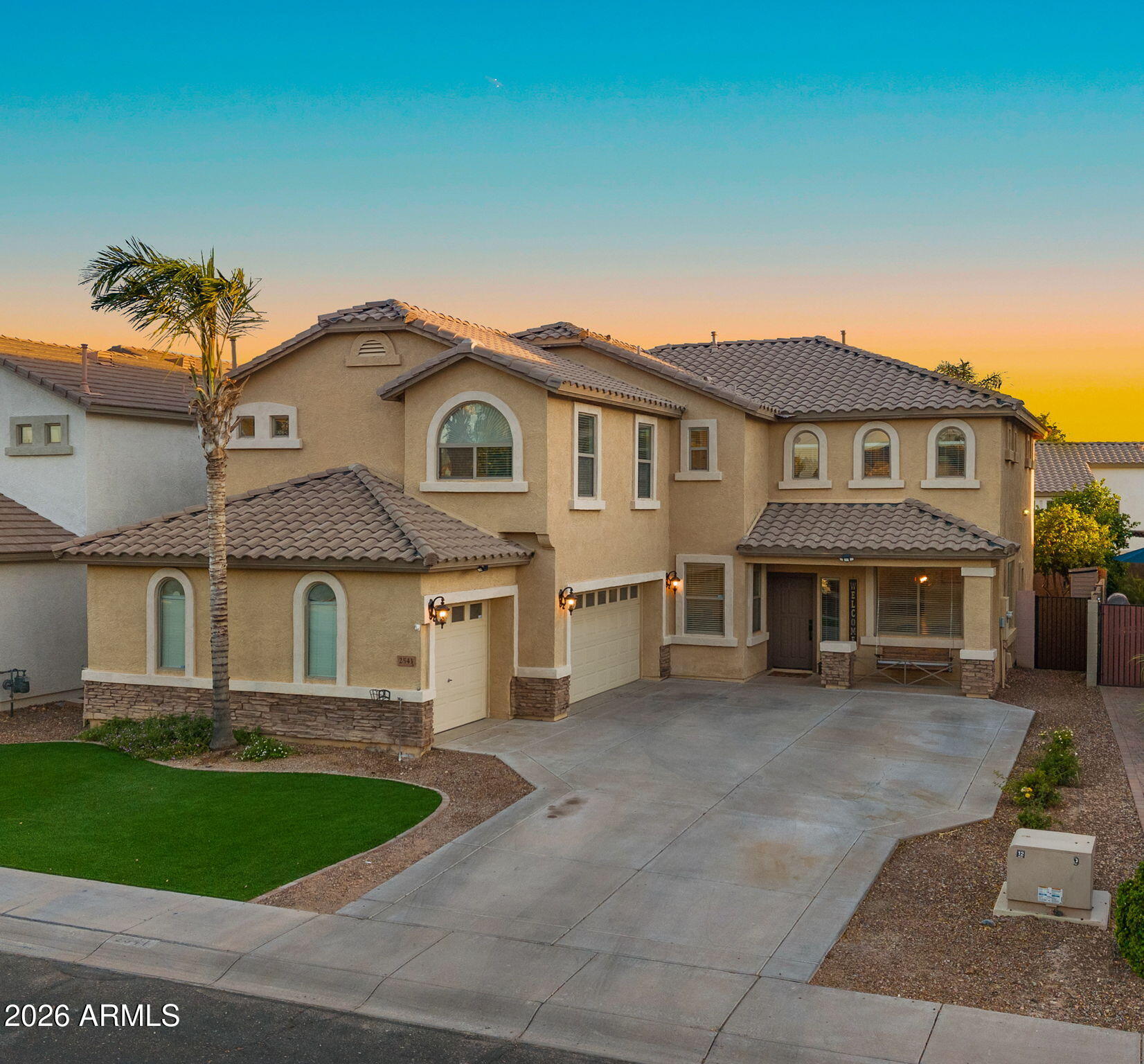 2541 E RIDGE CREEK Road