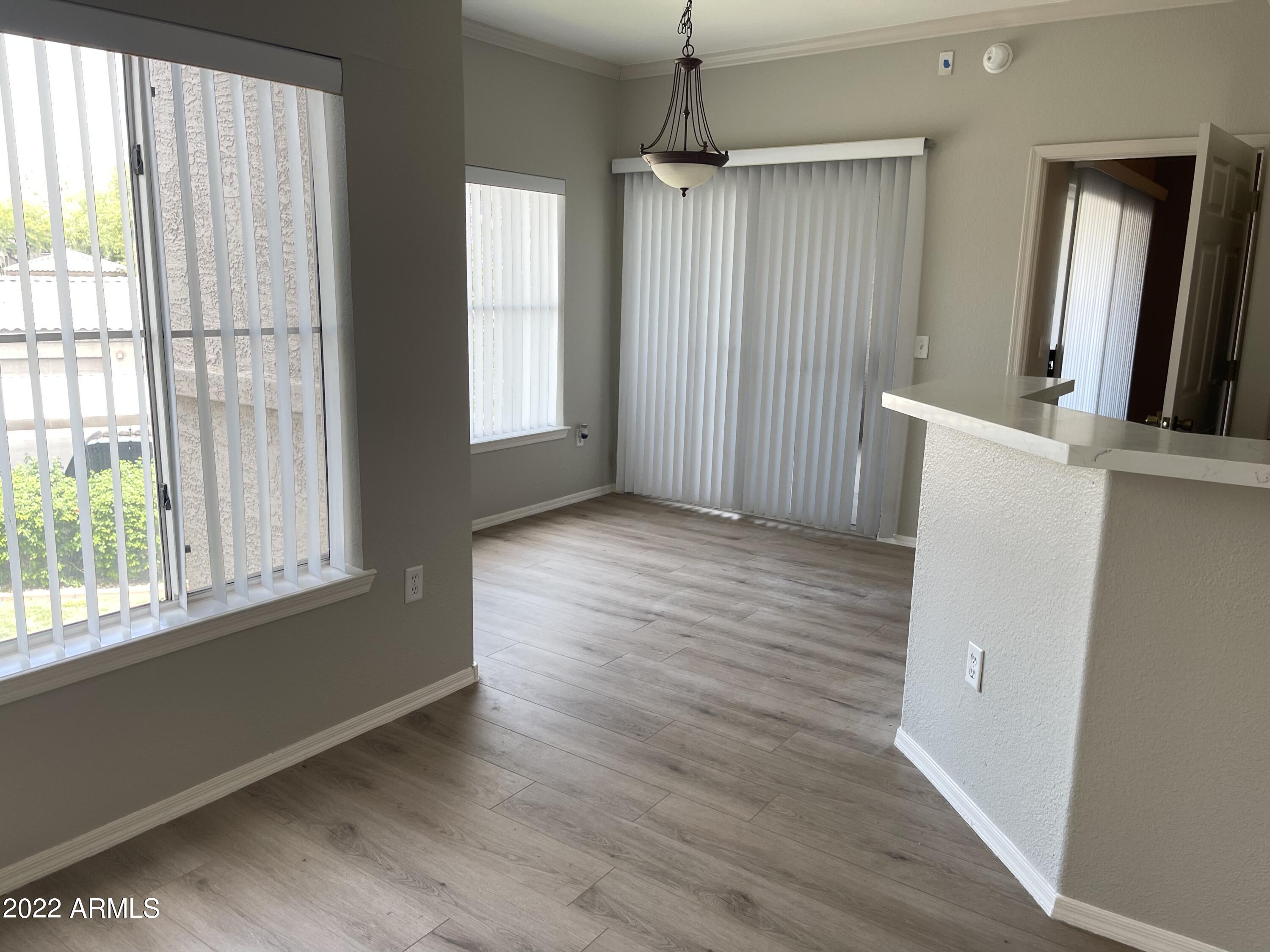 3236 E CHANDLER Boulevard 2093