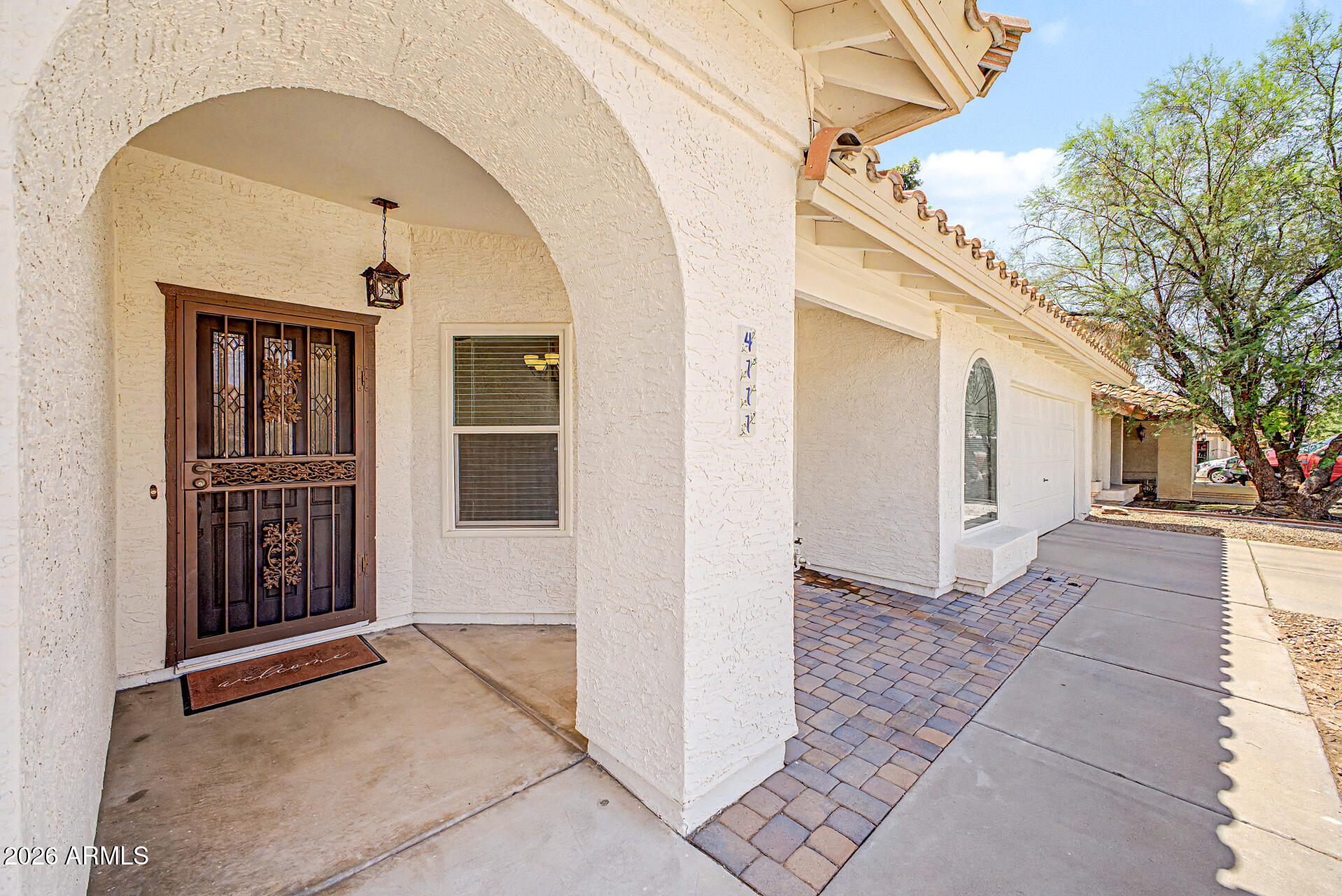 4111 E CHOLLA CANYON Drive