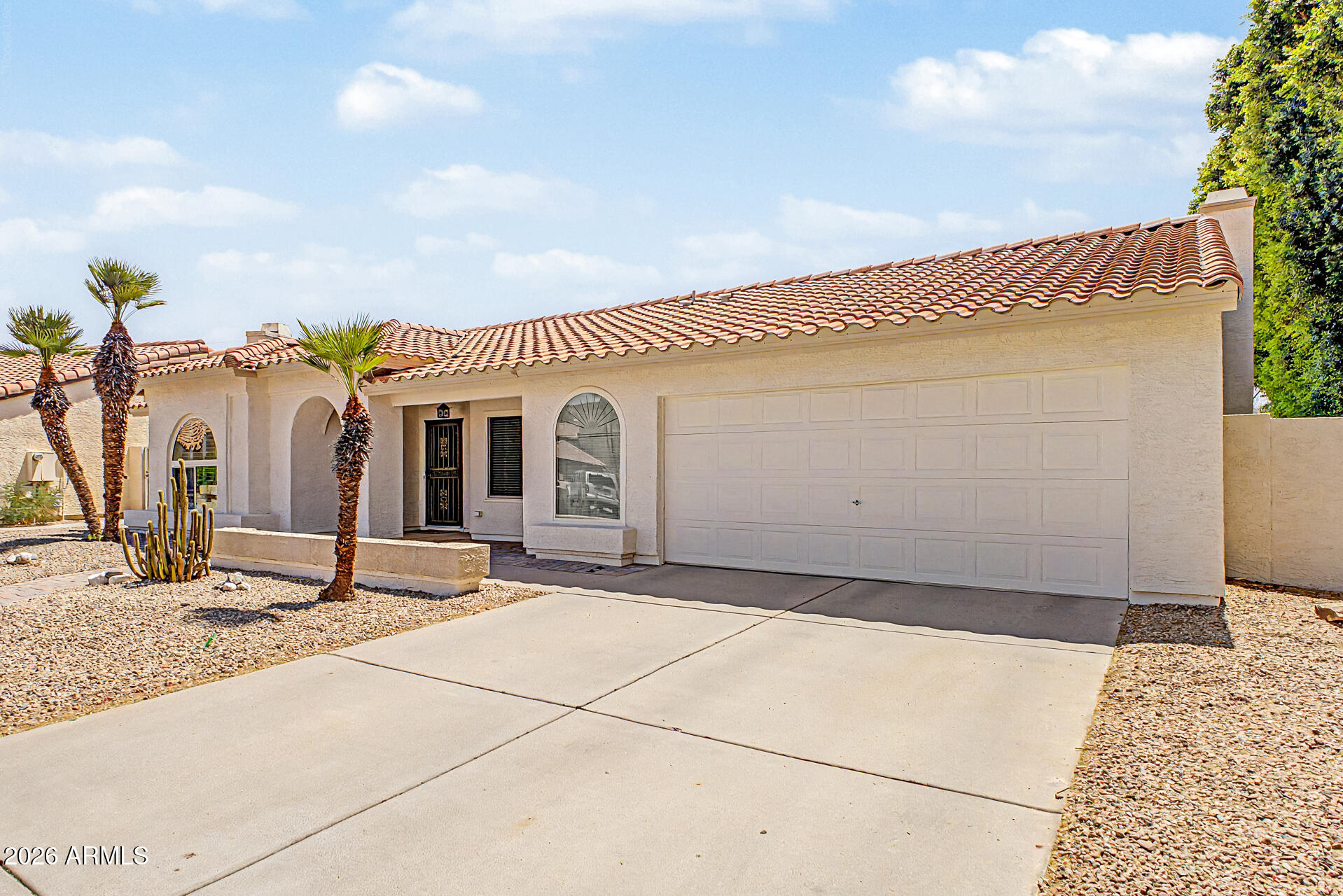 4111 E CHOLLA CANYON Drive