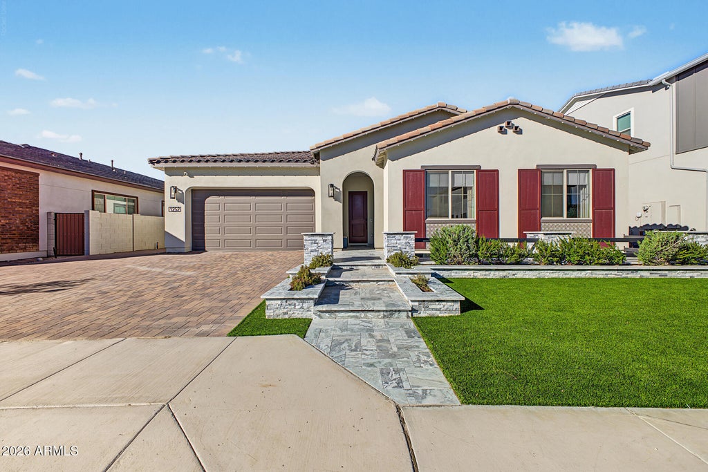 Photo of 1252 E Coconino Way, Gilbert, AZ 85298 (MLS # 7094152)