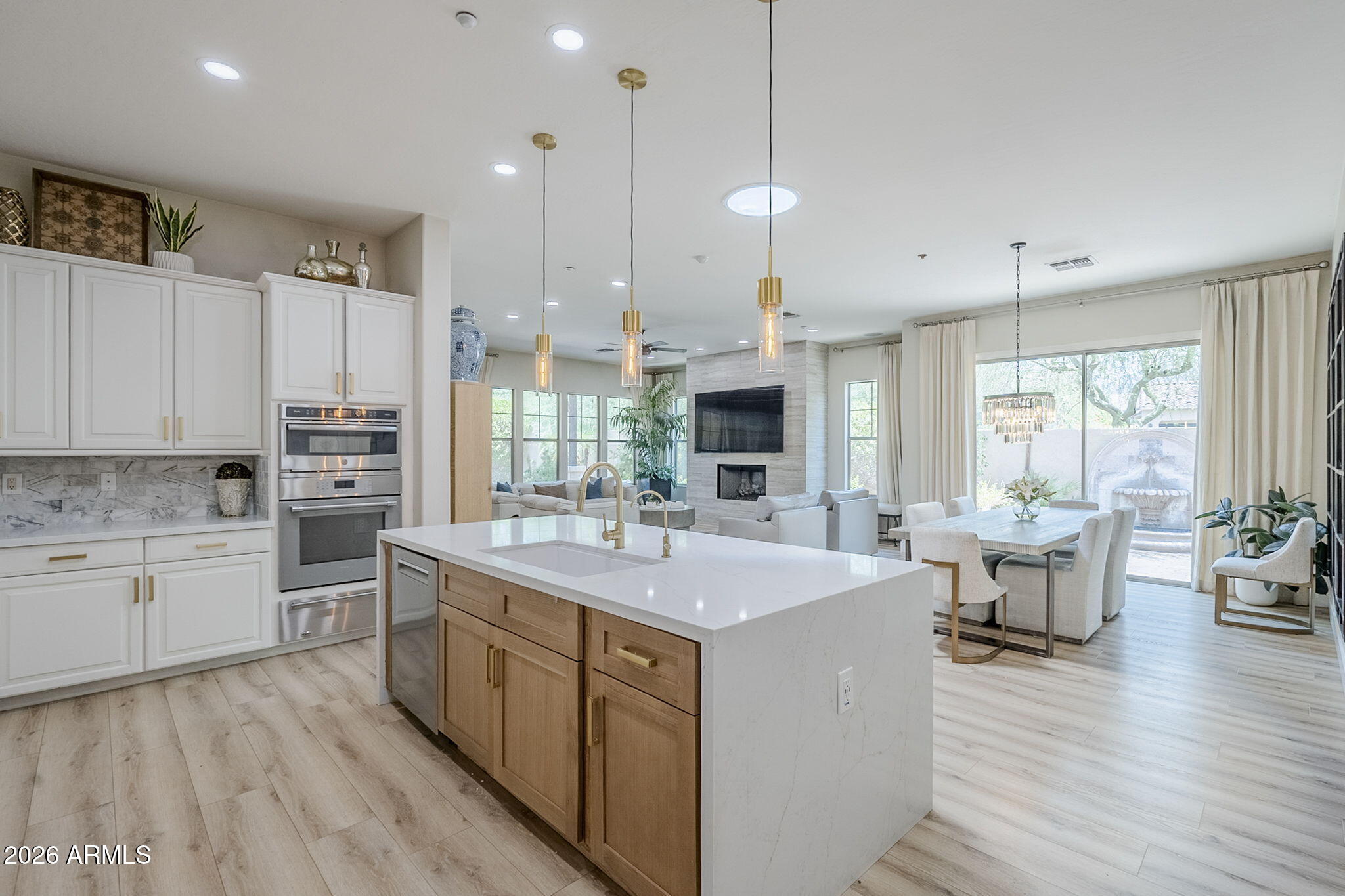 9272 E DESERT VILLAGE Drive