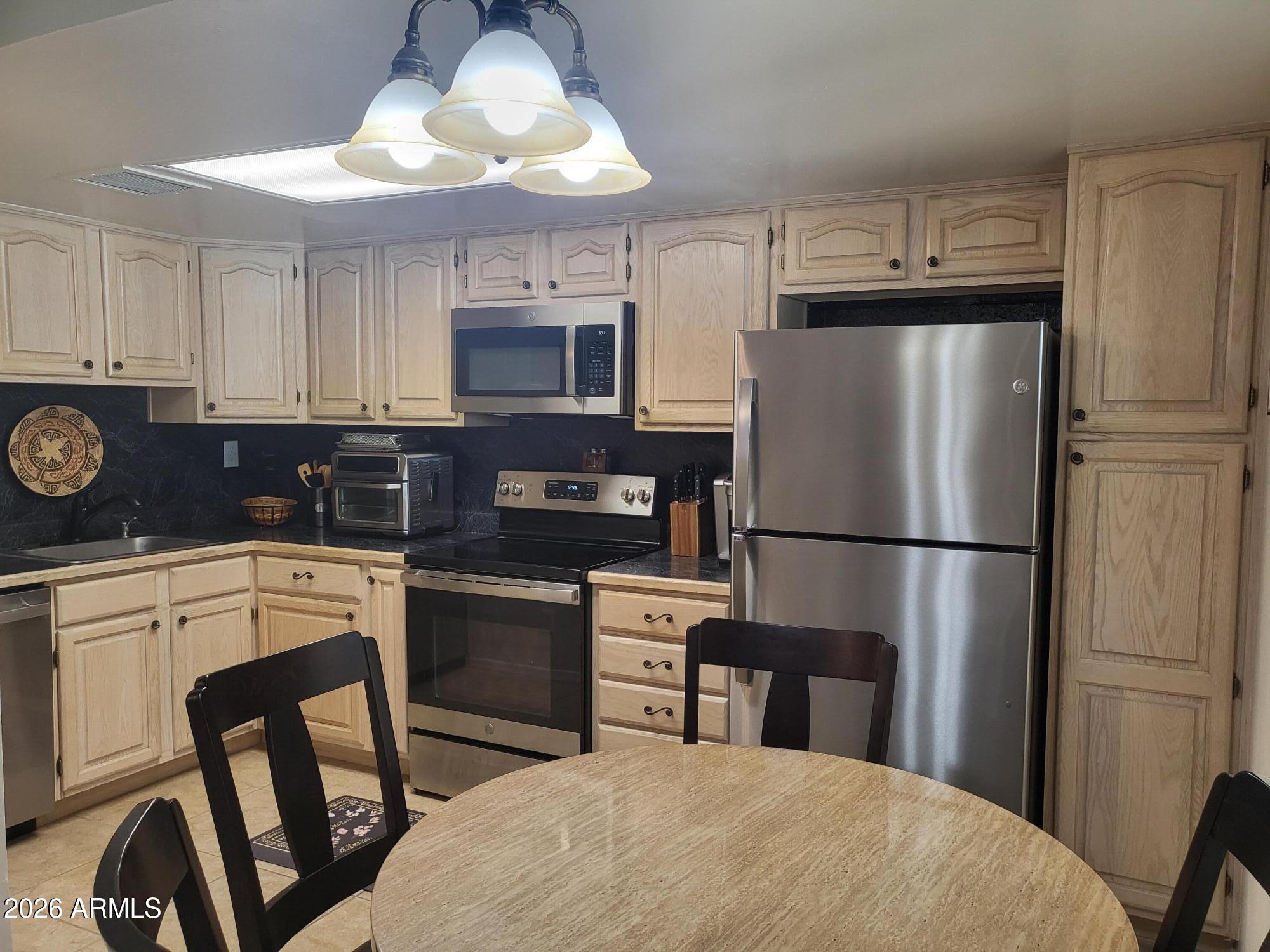 815 N HAYDEN Road B2