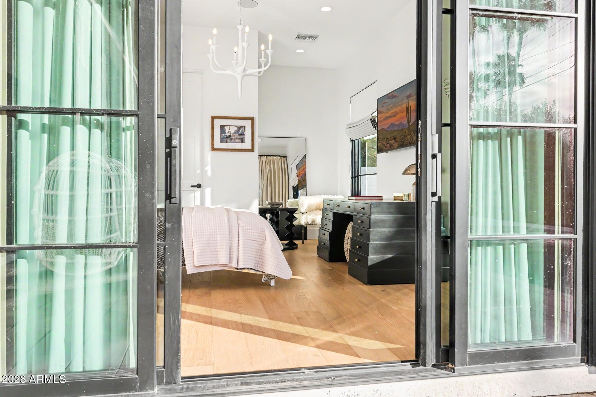 FAIRLANE 3 - Residential