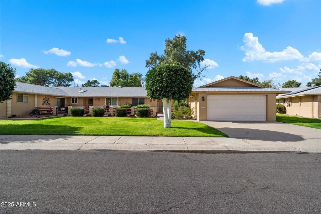 Photo of 9426 N 109th Drive, Sun City, AZ 85351 (MLS # 6952611)