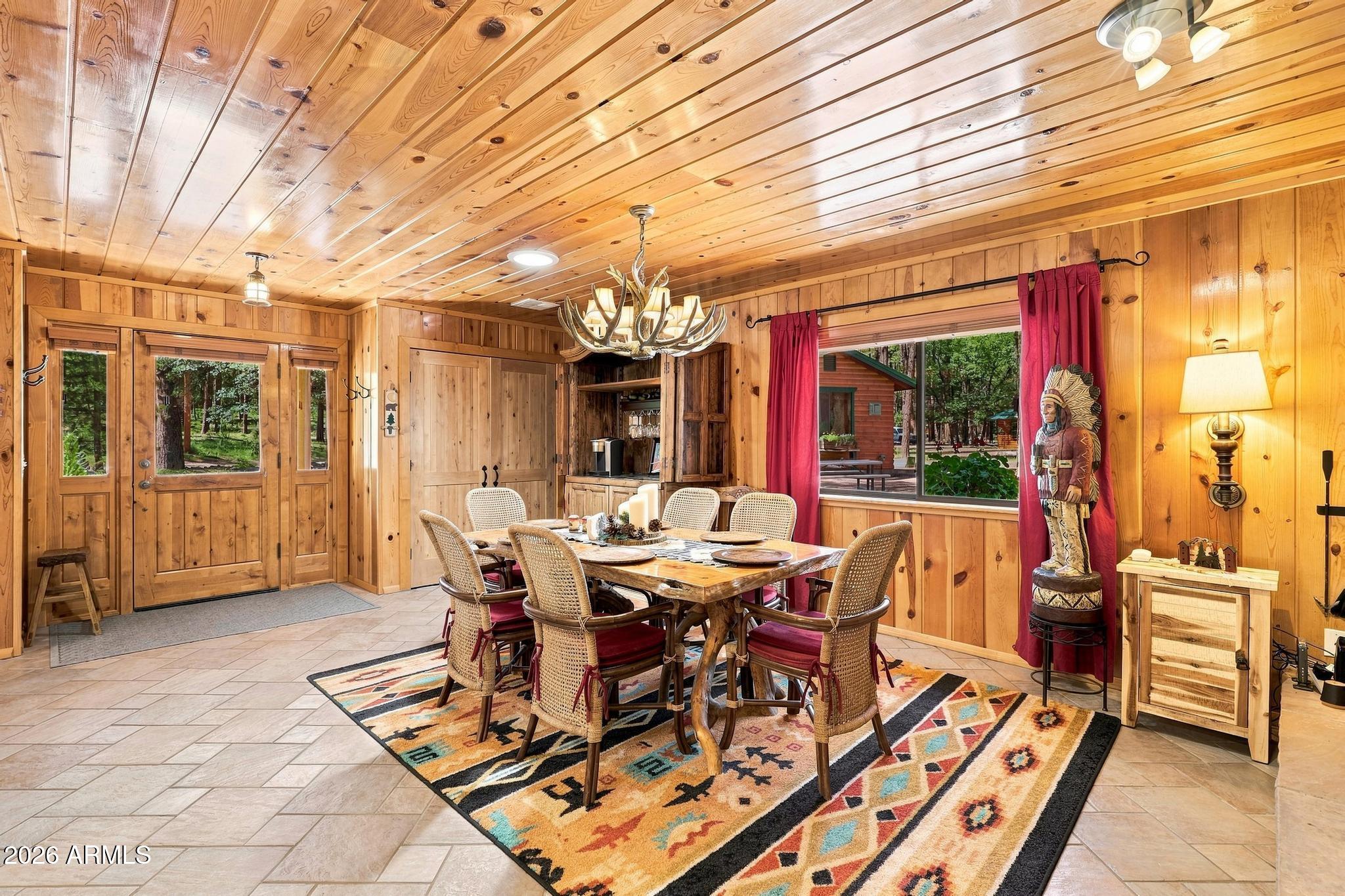 384 S Pumphouse Road