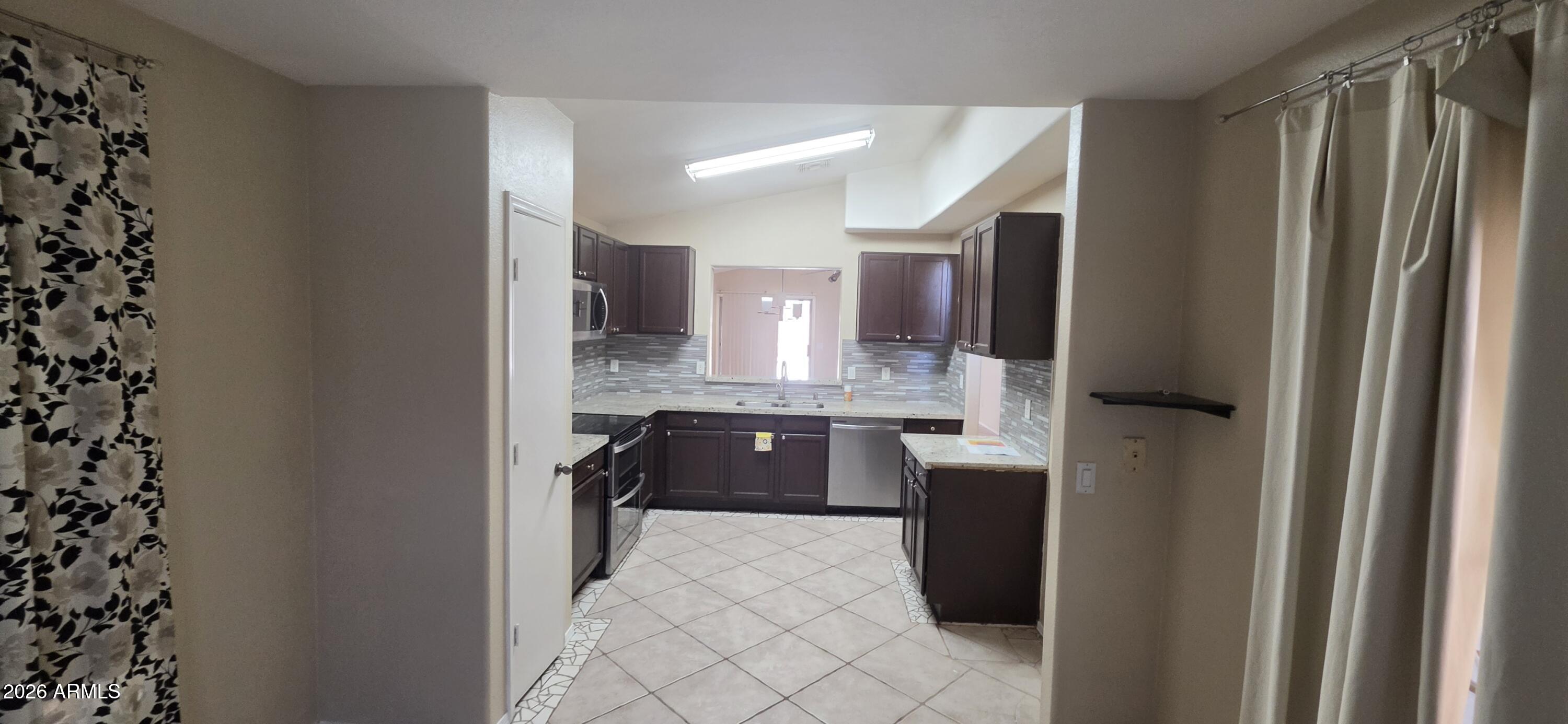 6328 W FLORENCE Avenue