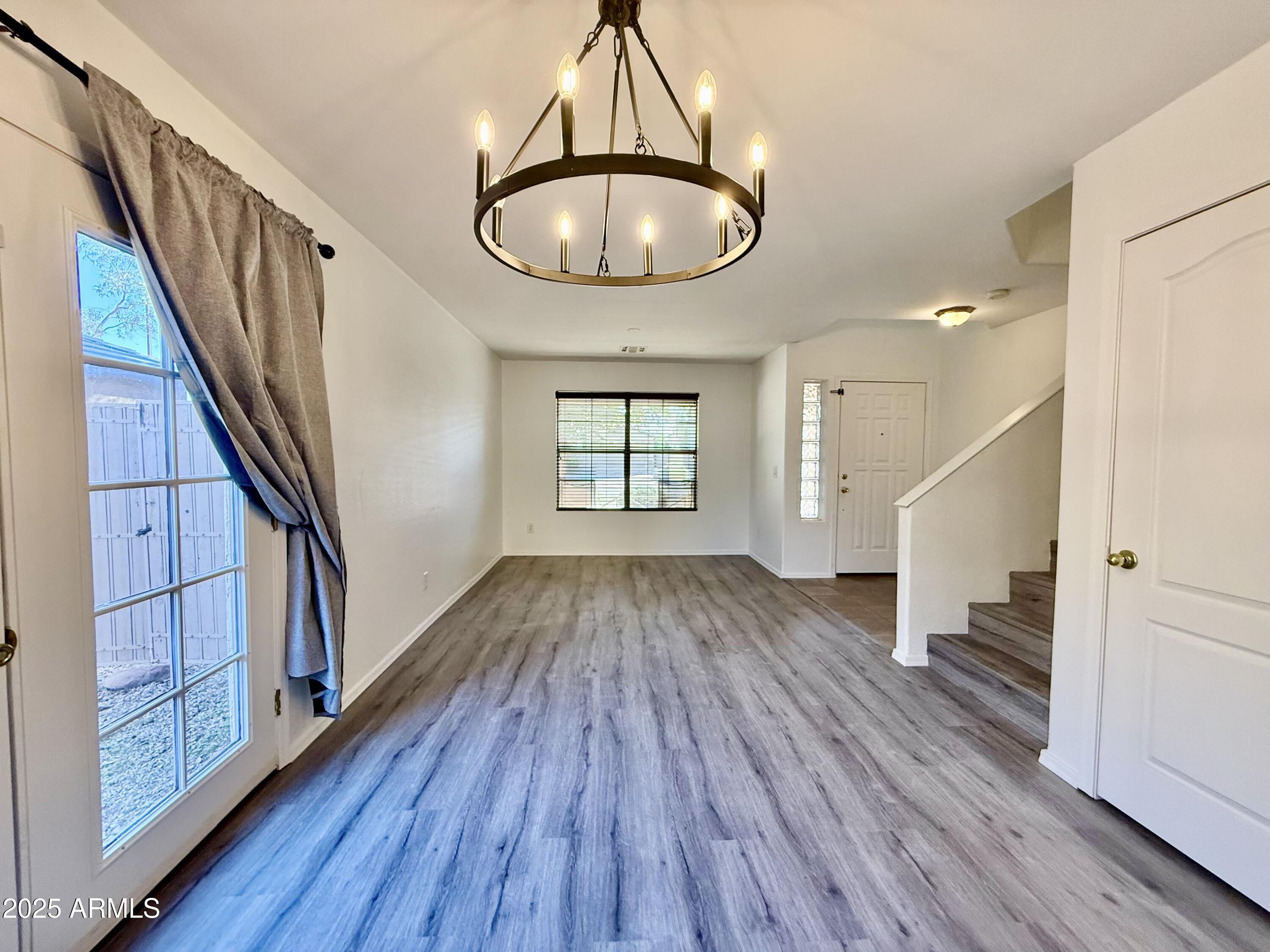 1782 E OAKLAND Street