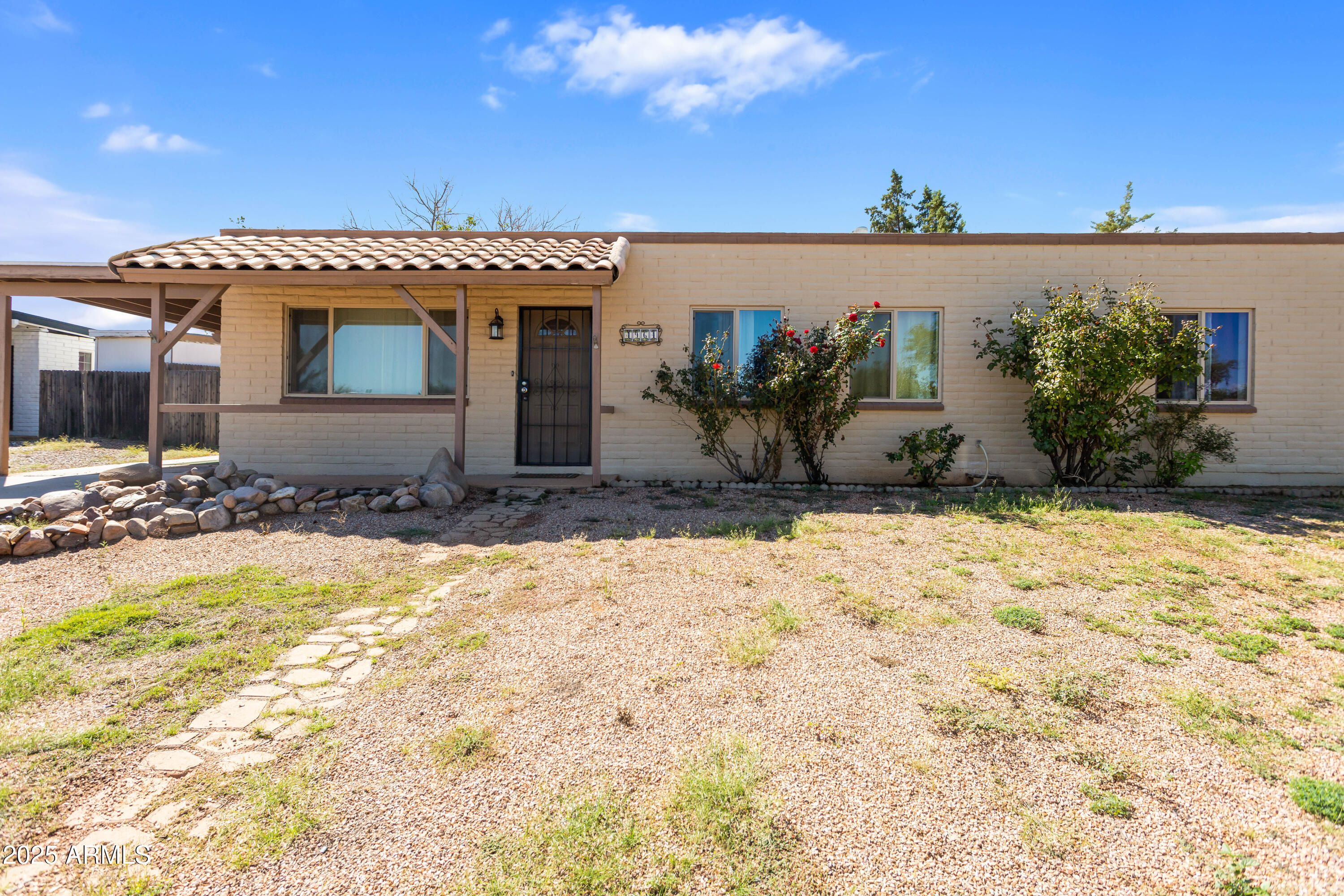 4964 E RAFFAELE Drive