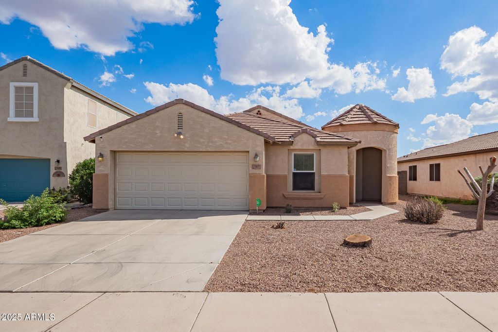 Photo of 1637 E Ash Avenue, Buckeye, AZ 85326 (MLS # 6920267)