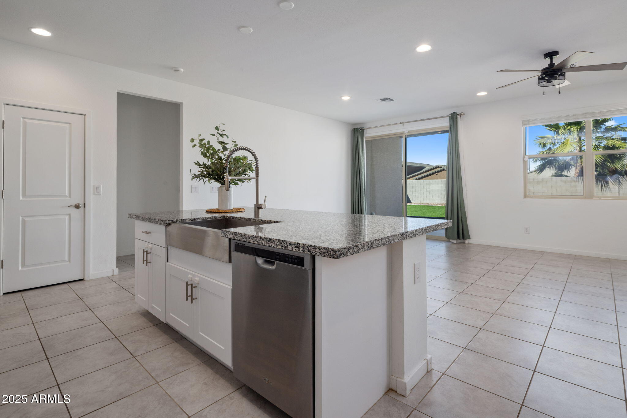 4532 W Sweetbush Way