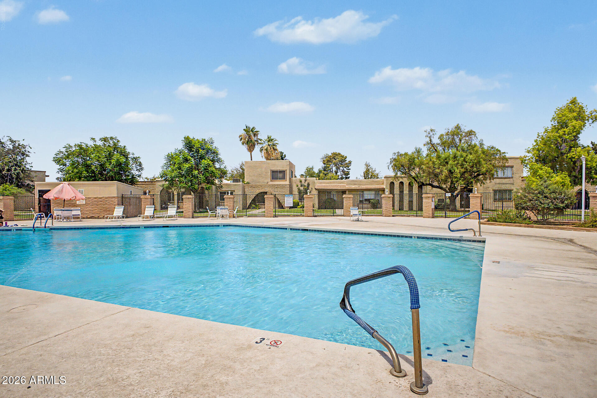 2120 E VILLA Court