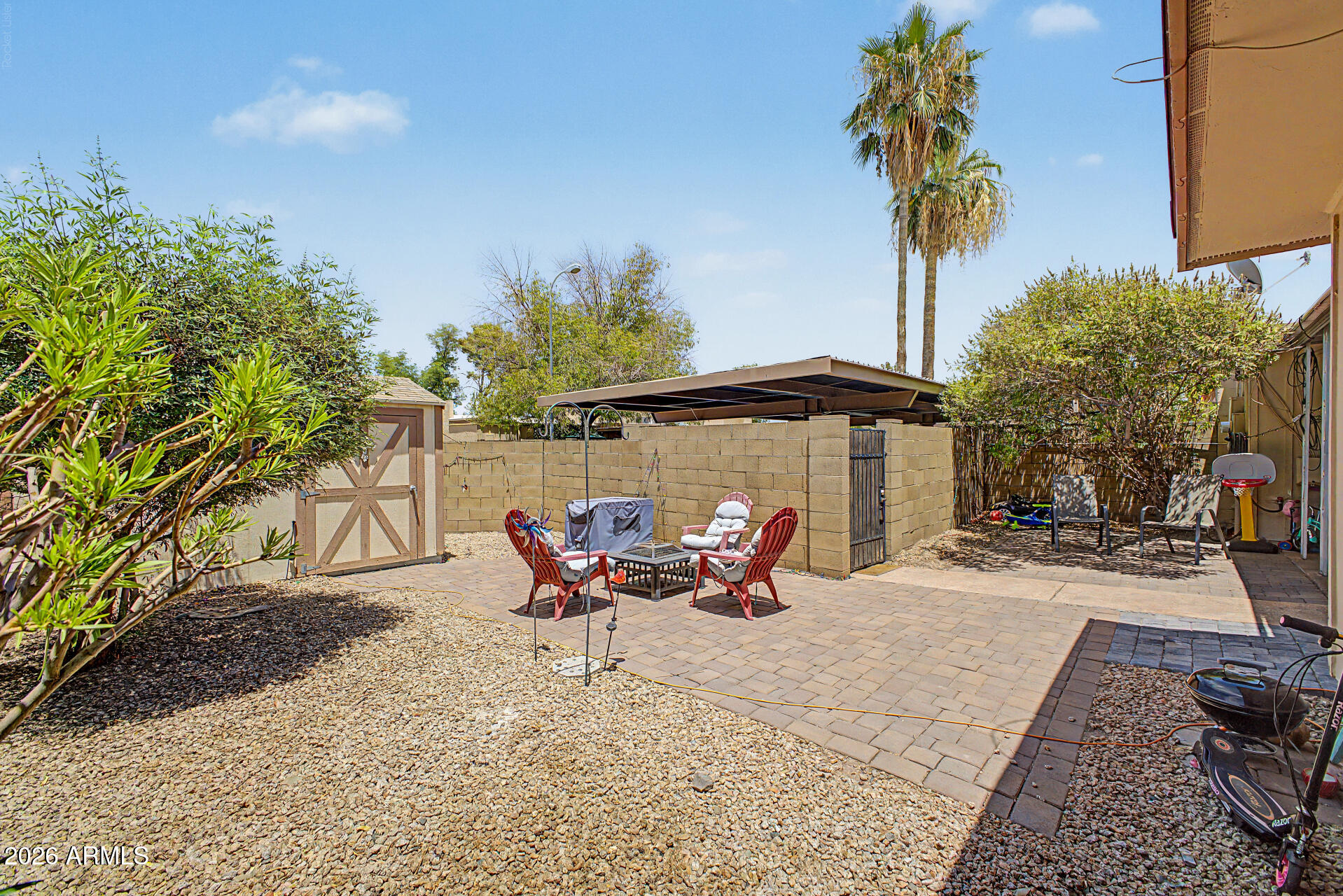 2120 E VILLA Court