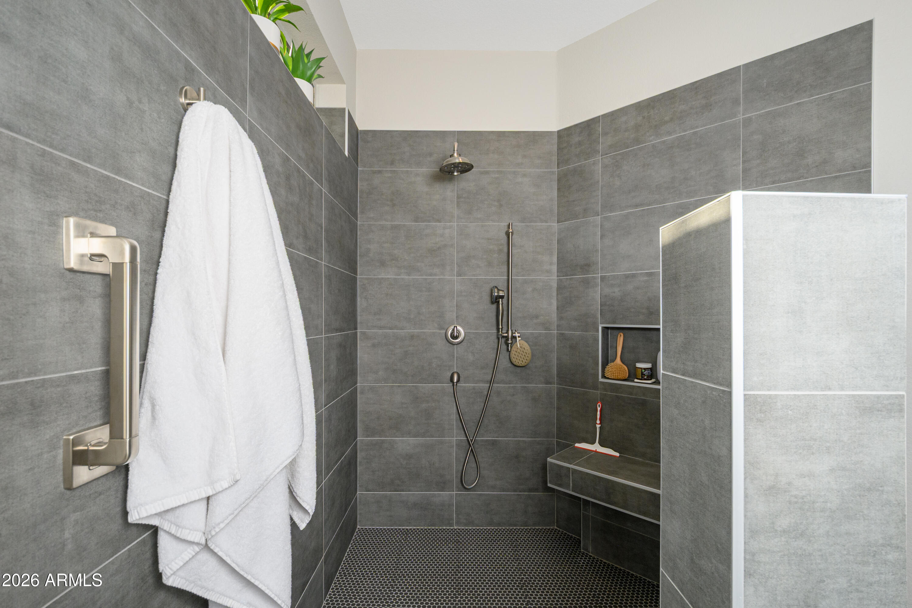 20061 N CLEAR CANYON Drive