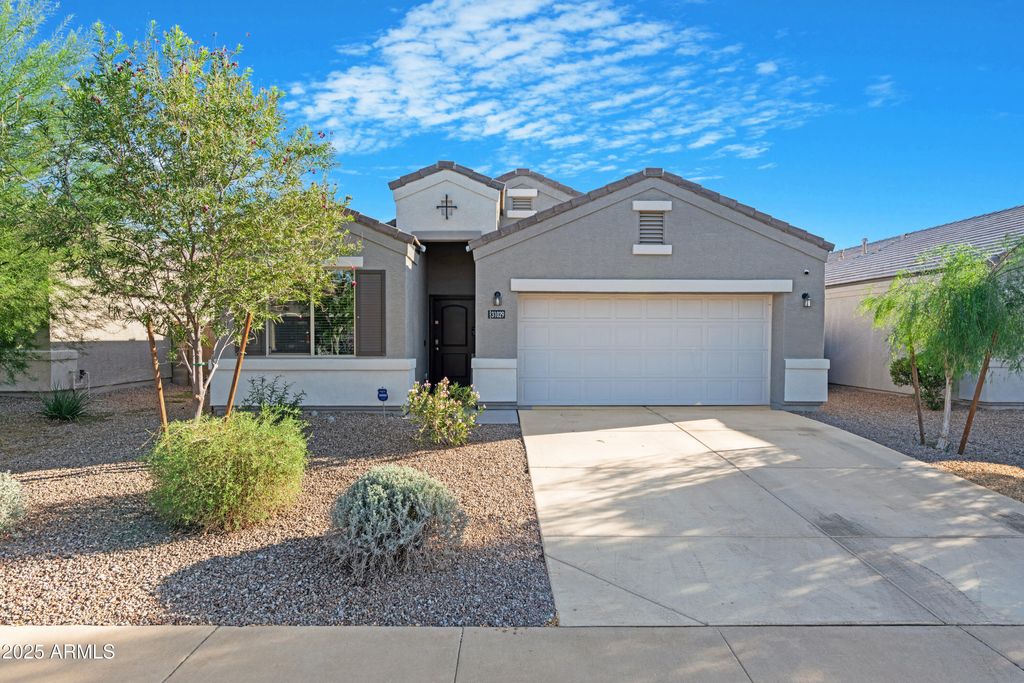 Photo of 31029 W Columbus Avenue, Buckeye, AZ 85396 (MLS # 6921095)