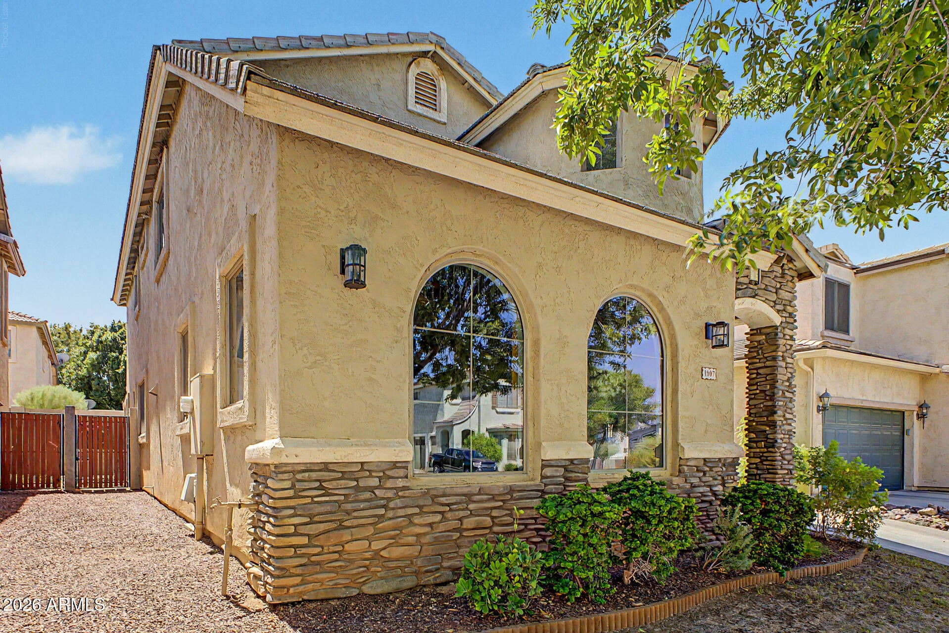 1807 E DUNBAR Drive