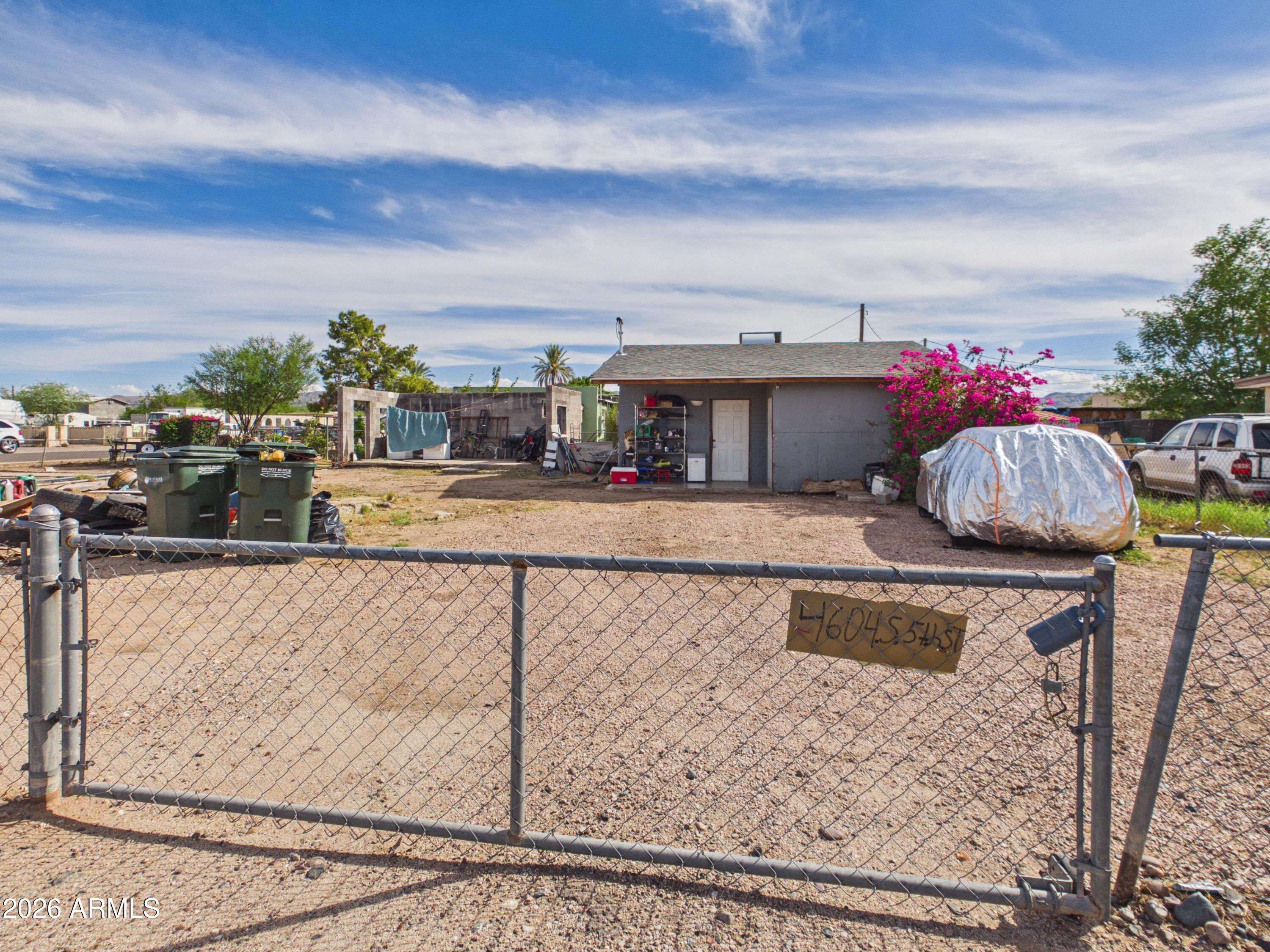 4604 S 5TH Street