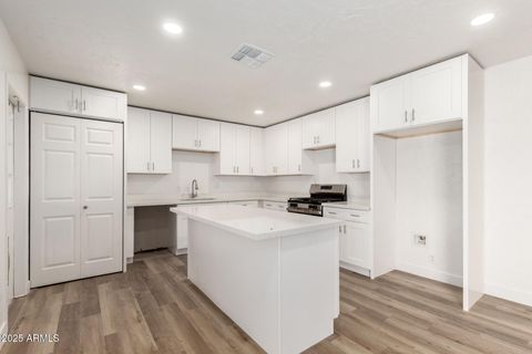 715 E 8TH Avenue Mesa AZ 85204