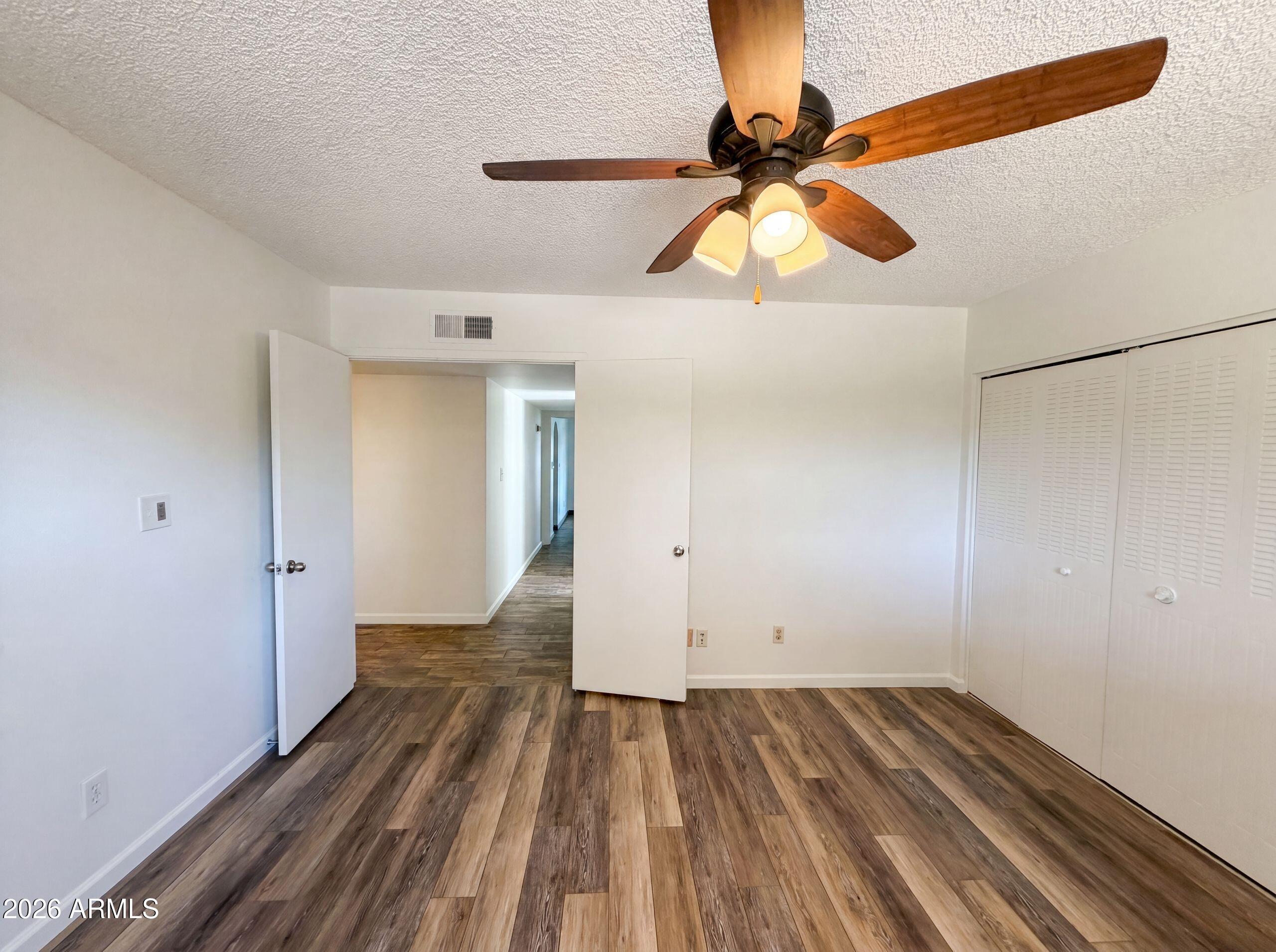 2115 W DANBURY Road