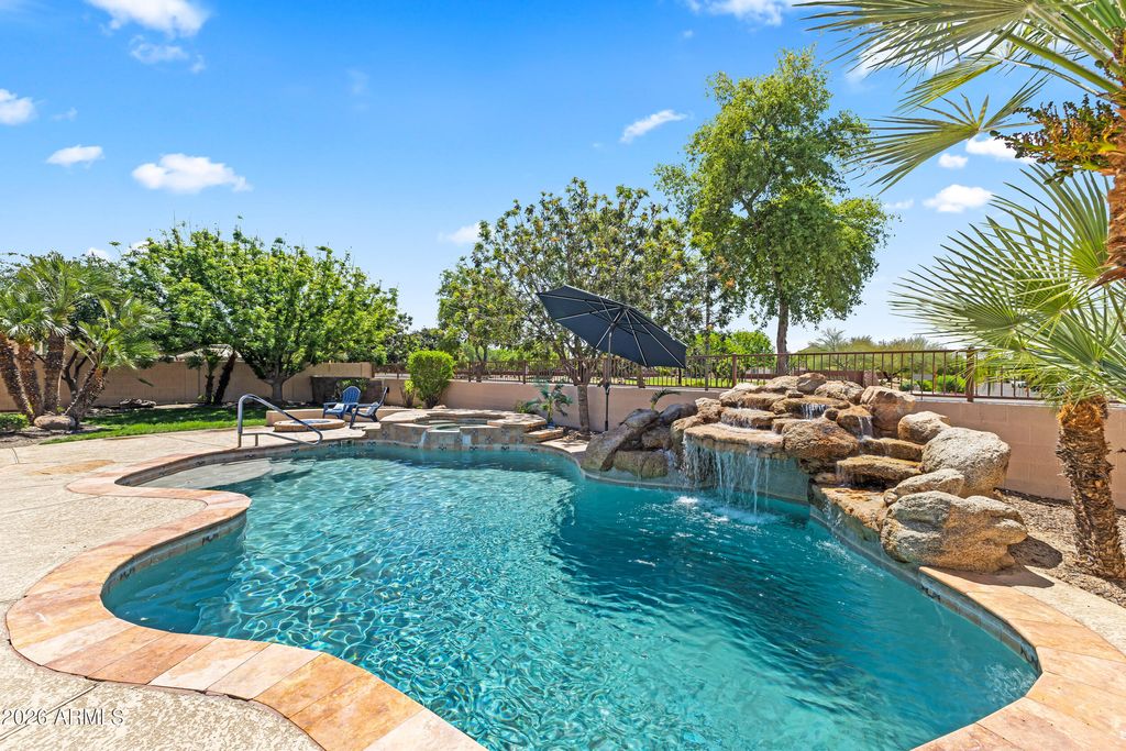 Photo of 18539 E Carriage Way, Queen Creek, AZ 85142 (MLS # 7015522)