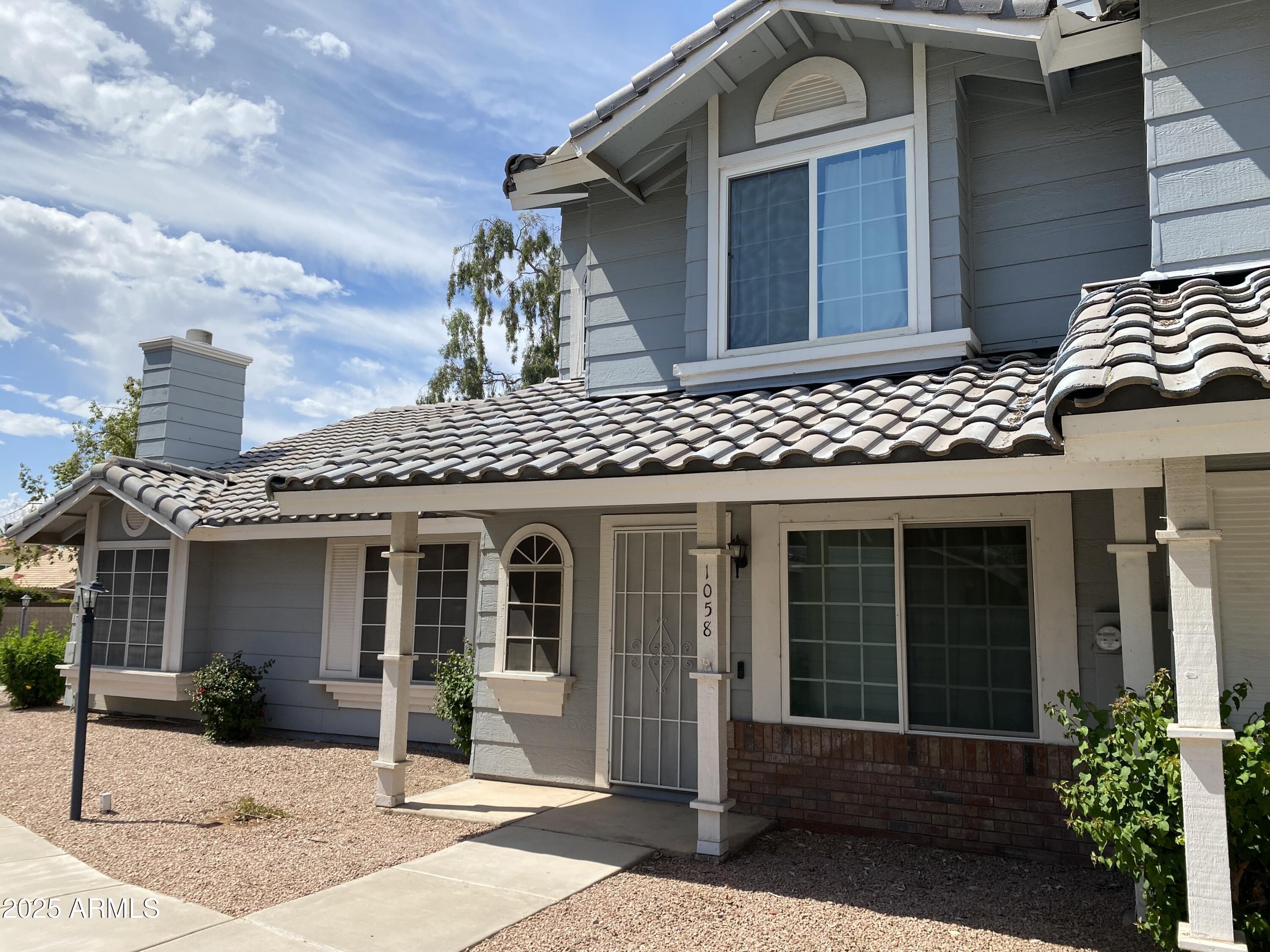 860 N McQueen Road 1058