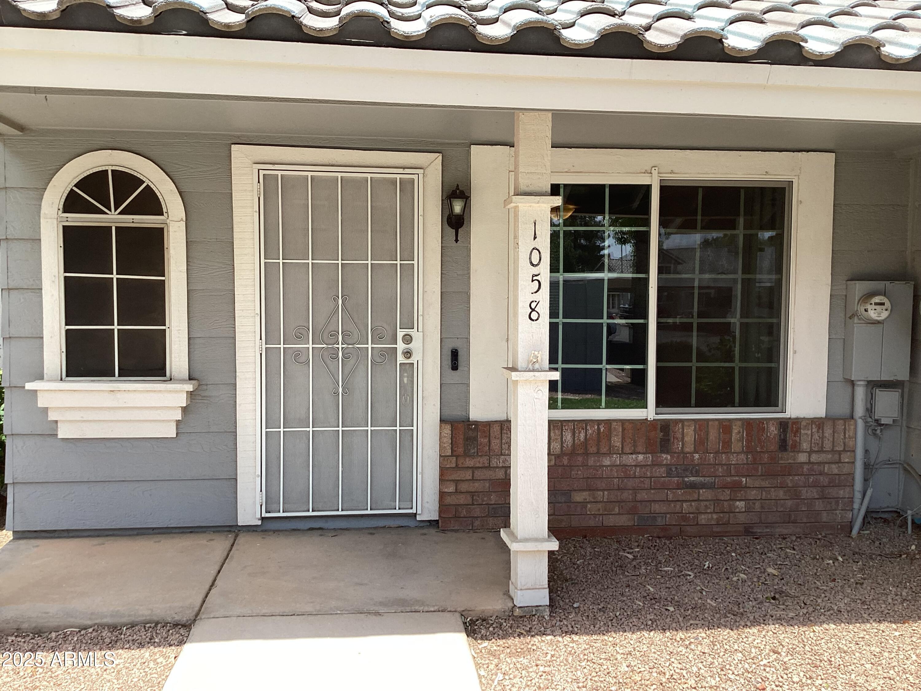 860 N McQueen Road 1058