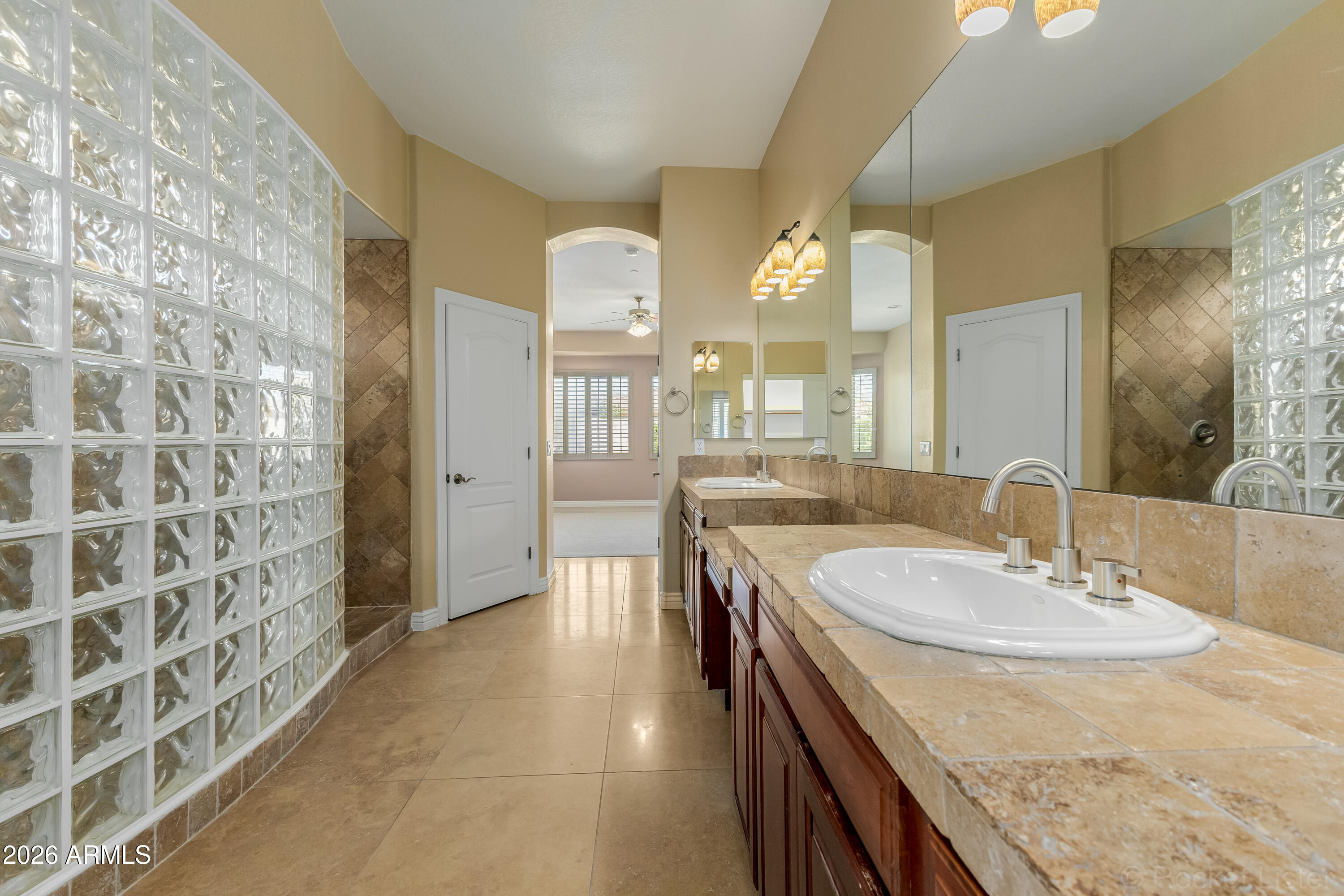 2324 W BLAYLOCK Drive W