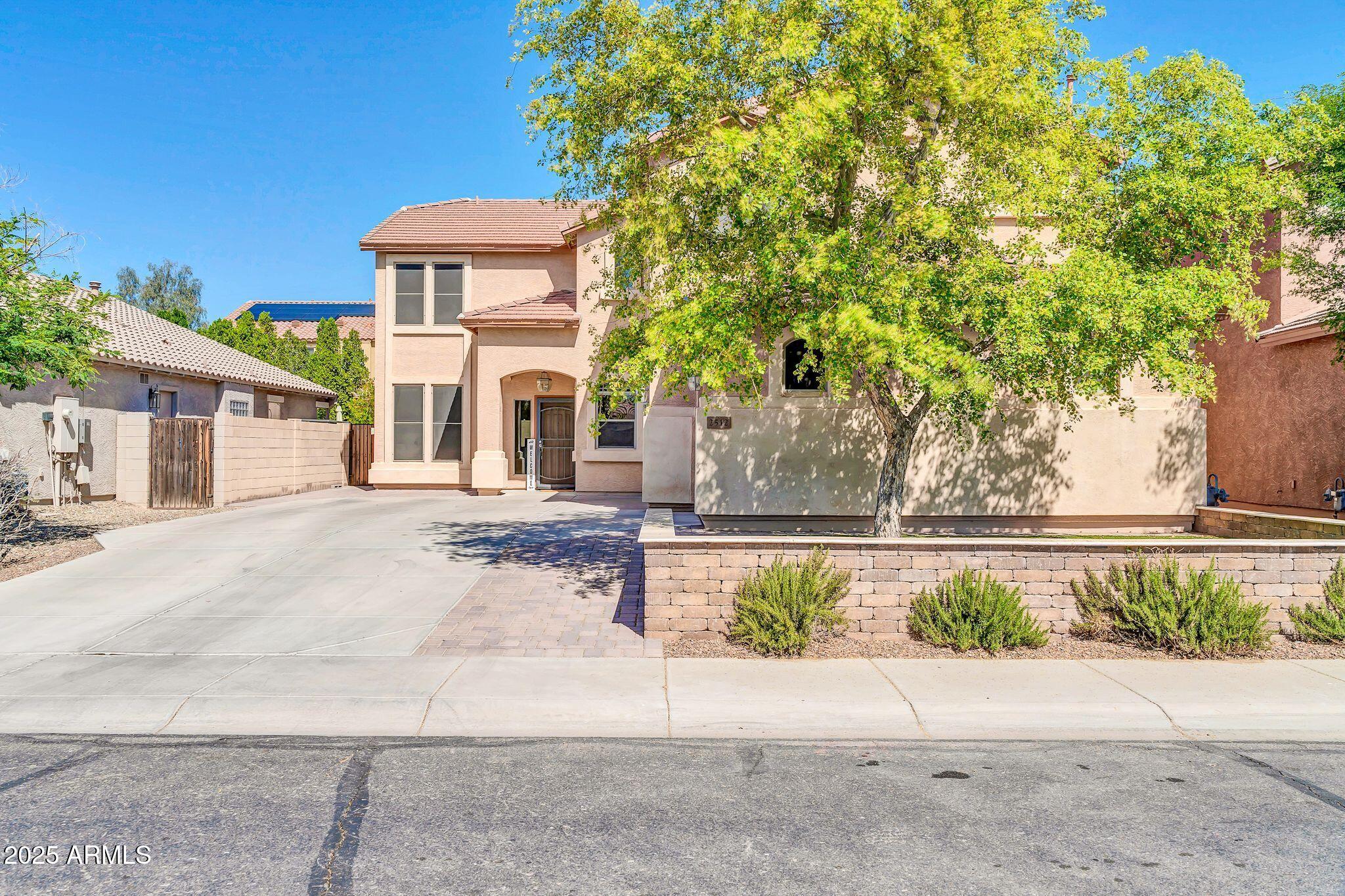 2512 E BEAR CREEK Lane