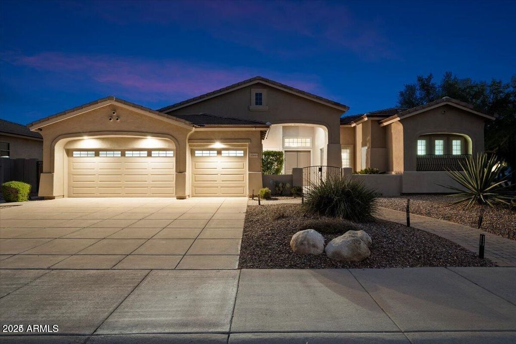 Photo of 33945 N 57th Place, Scottsdale, AZ 85266 (MLS # 6854152)