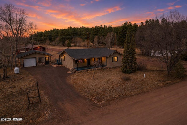 552 RIM DR, PINEDALE, AZ 85934 - Image 75ce8259ea150b1697fd70d6864d0413/129252011