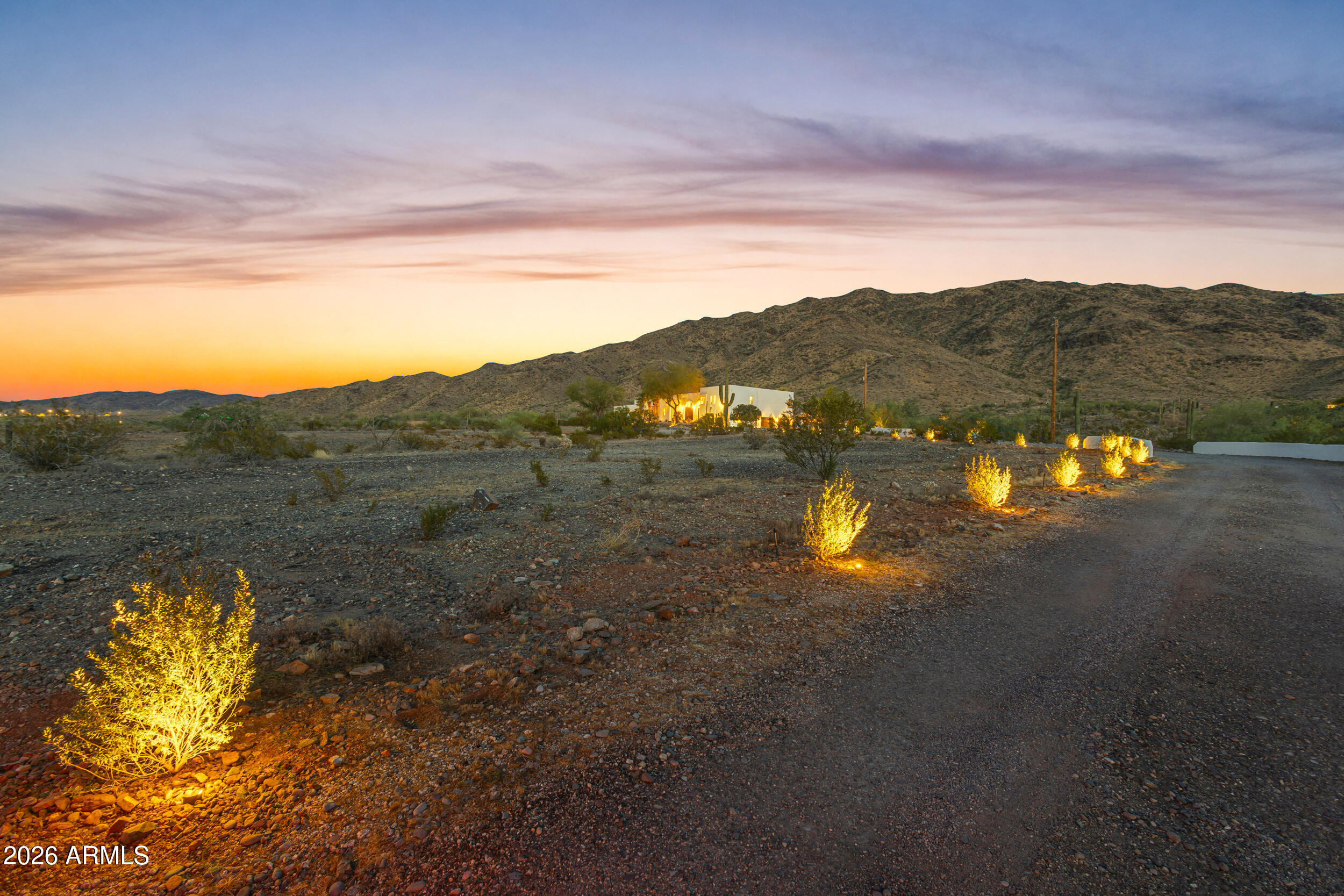 2449 W SUNRISE Drive