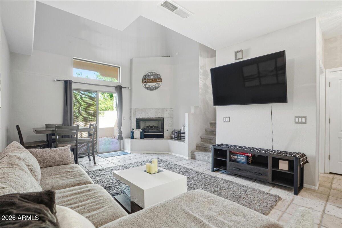 9070 E GARY Road 147