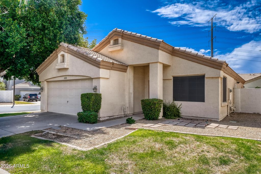 Photo of 2138 E Mallard Court, Gilbert, AZ 85234 (MLS # 7020205)