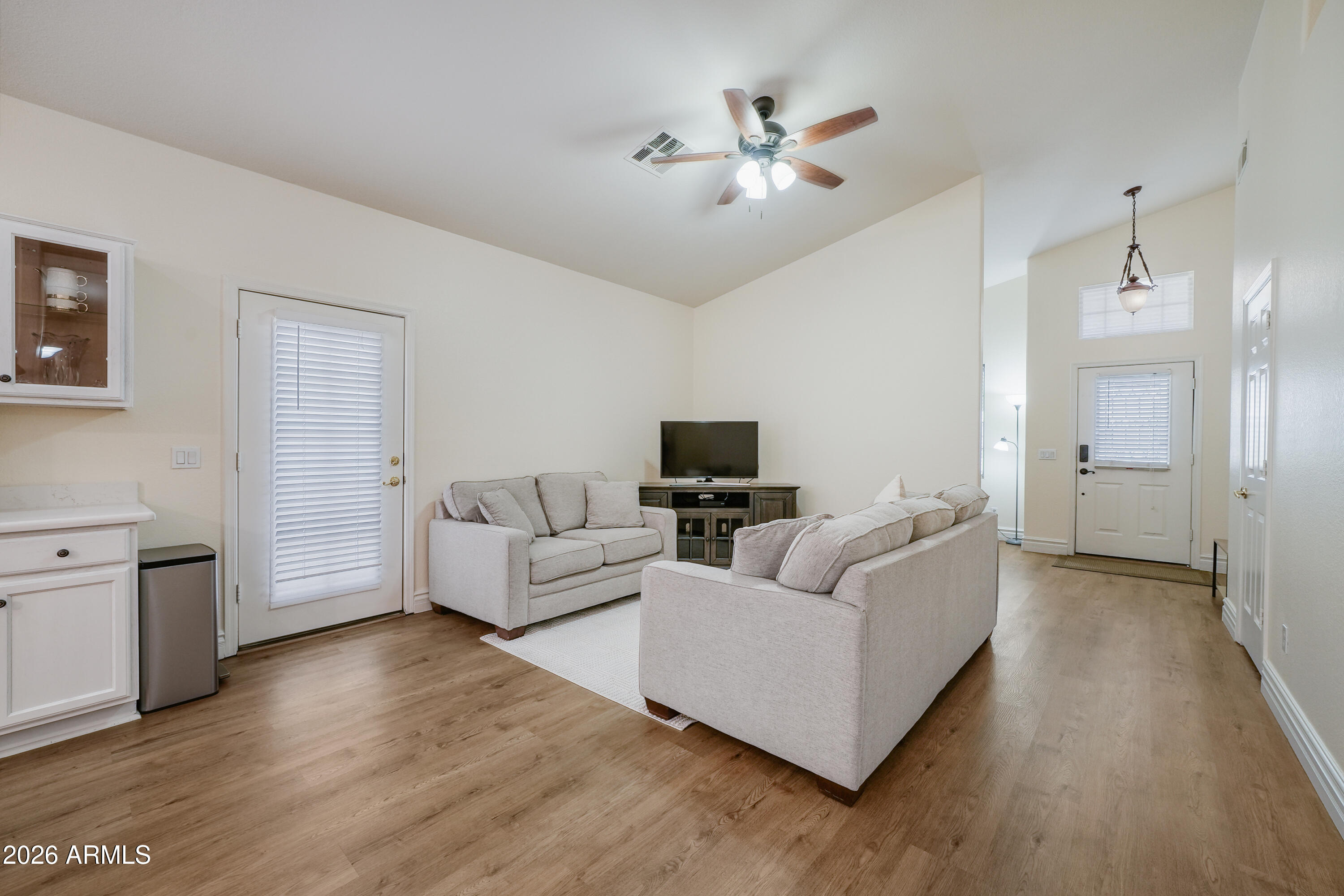 2138 E MALLARD Court