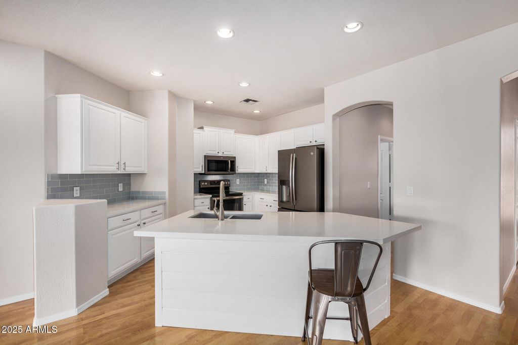 Photo of 7235 E Desert Honeysuckle Drive, Gold Canyon, AZ 85118 (MLS # 6966381)