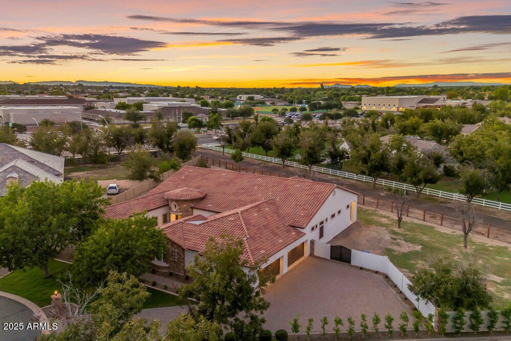 Photo of 24002 S 201st Court, Queen Creek, AZ 85142 (MLS # 6931486)